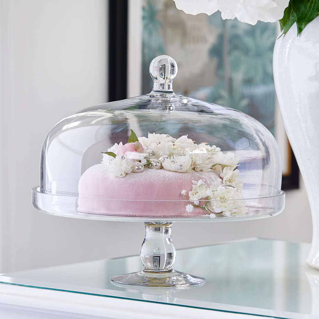 The St. Honoré Footed Cake Platter