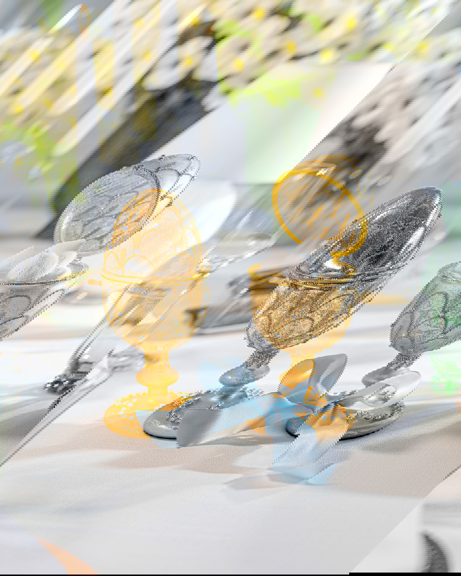 Anastasia Fabergé-Ei Weihnachtsdekoration Gold