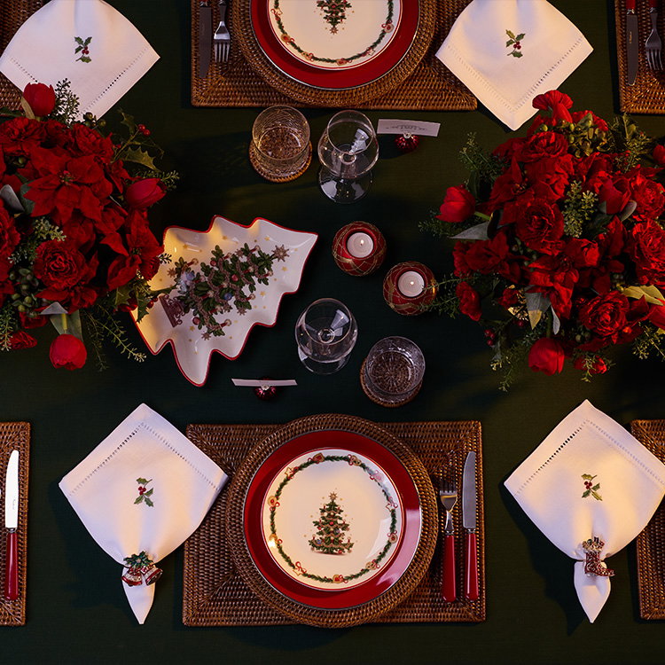 Christmas Table Setting