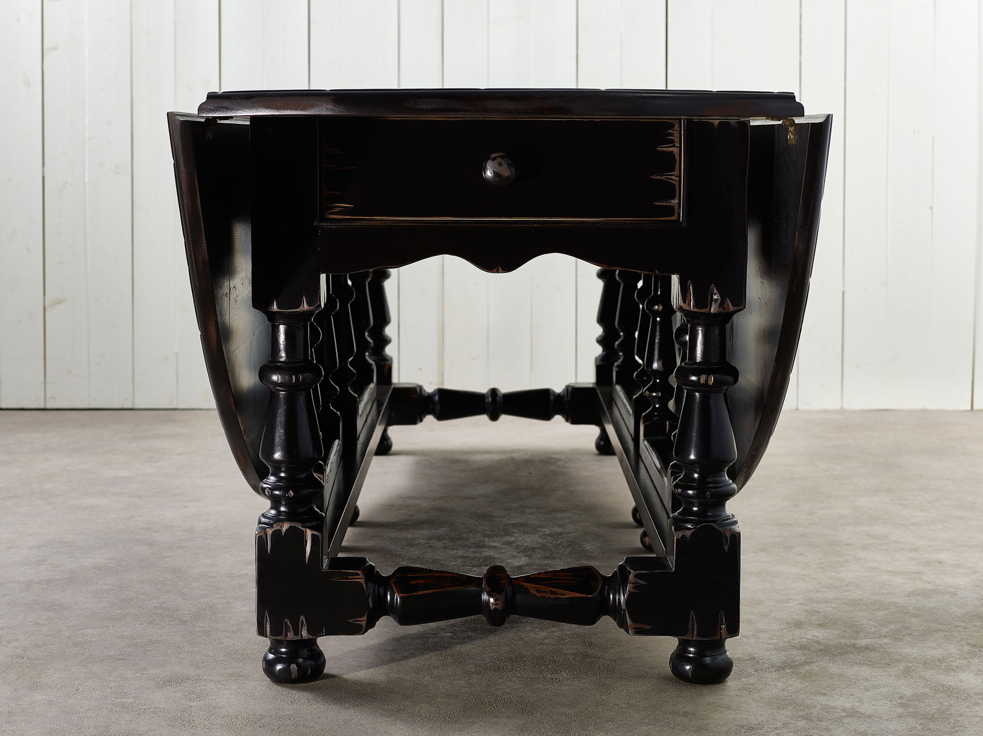 Balmoral matbord svart 200cm