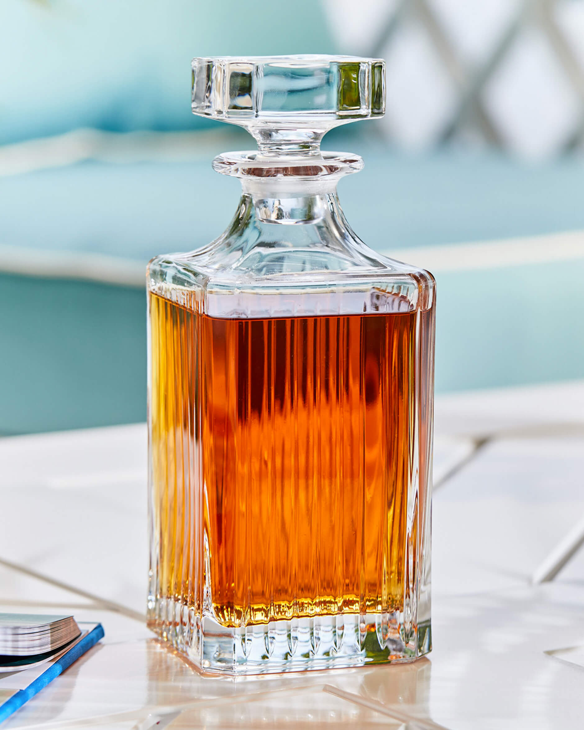 Manhattan dekantteri kristalli