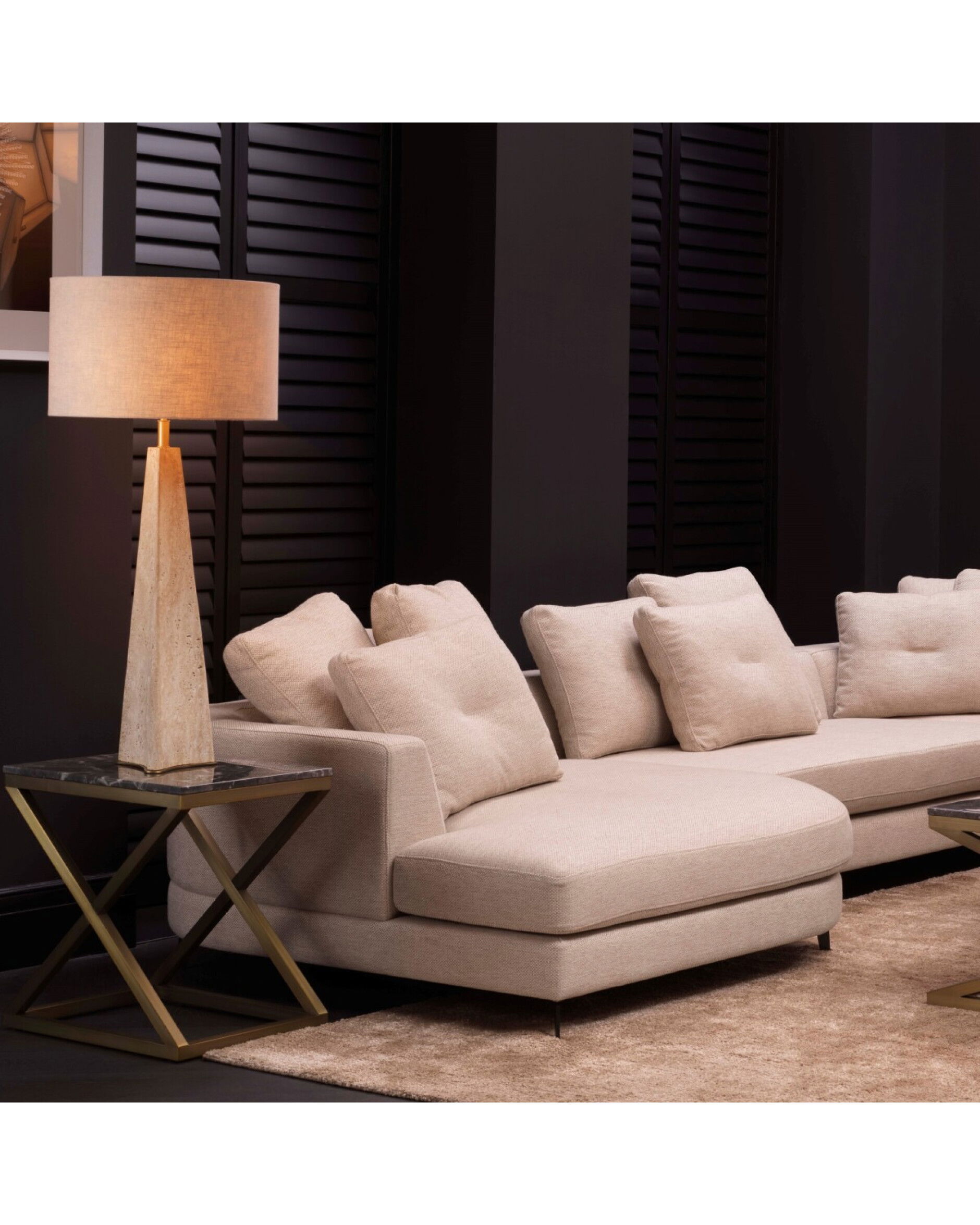 Criss Cross sidobord brushed brass