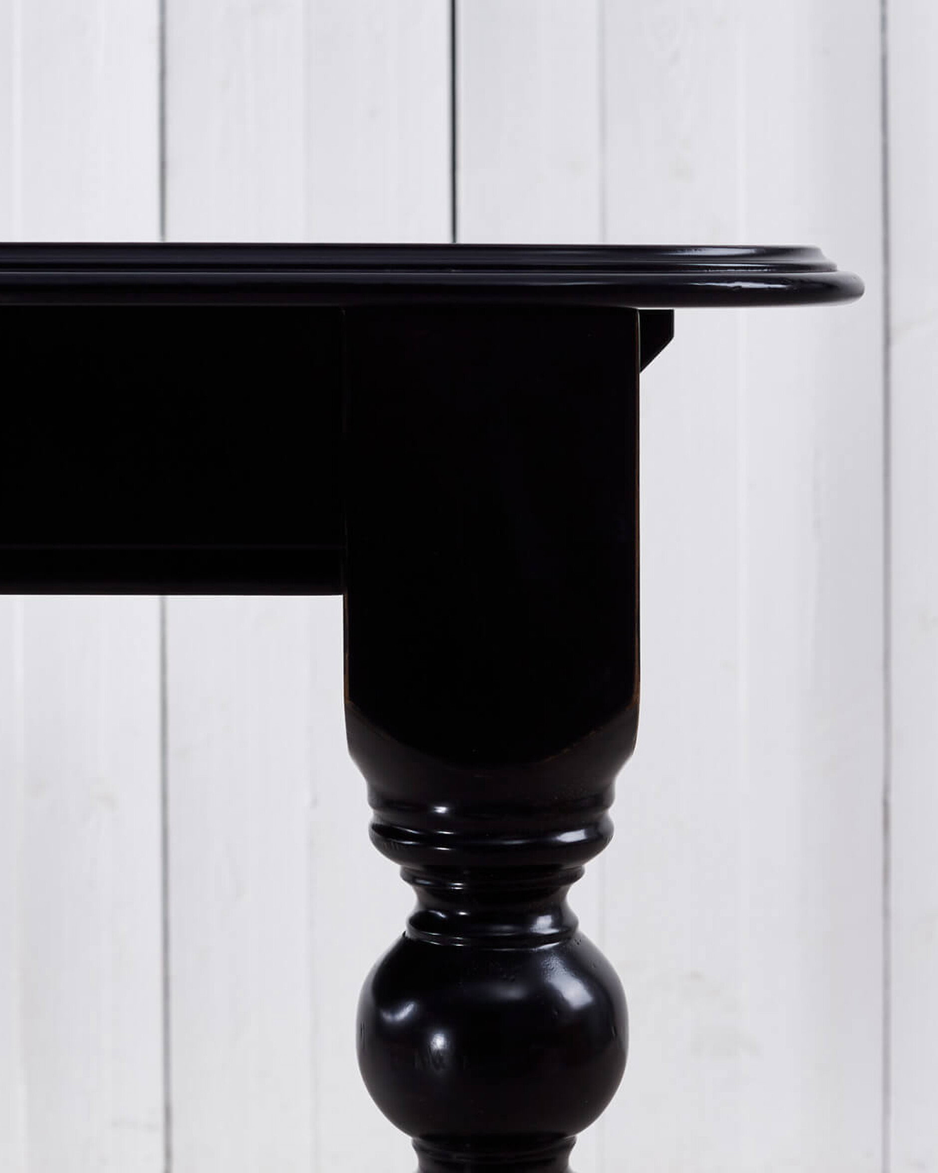 Modus matbord modern black OUTLET