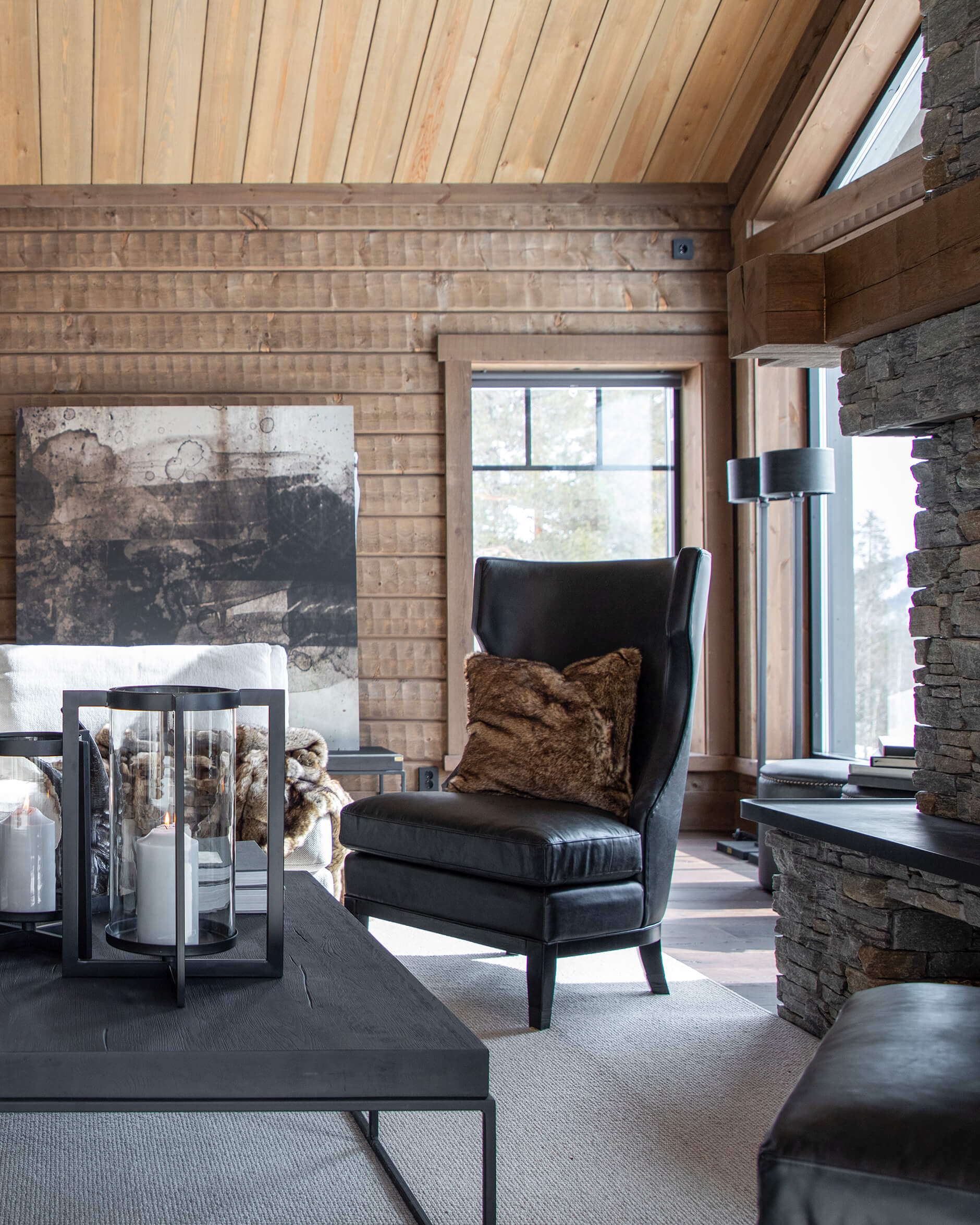 Reed skinnfåtölj mountain black