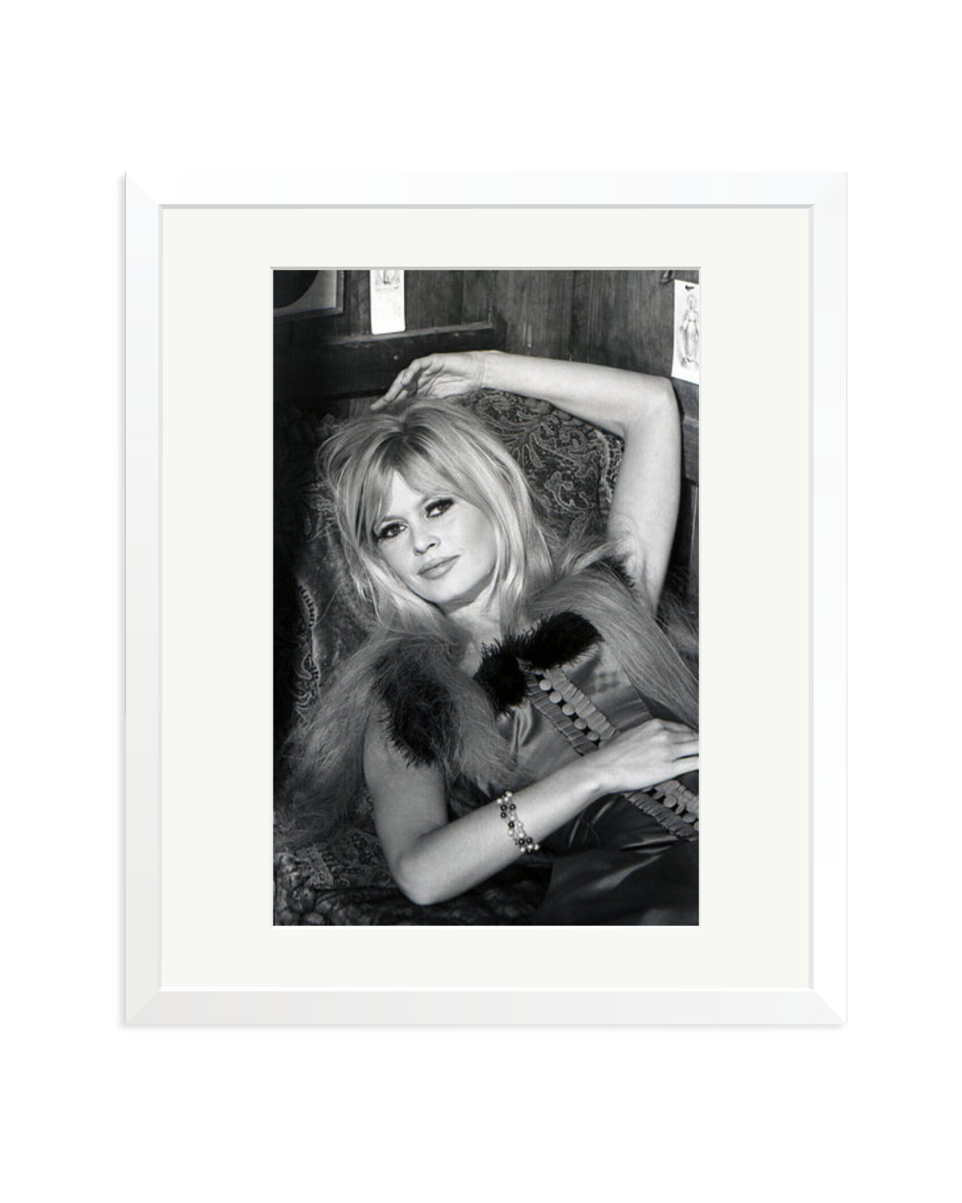 Bardot as Maria White / Large