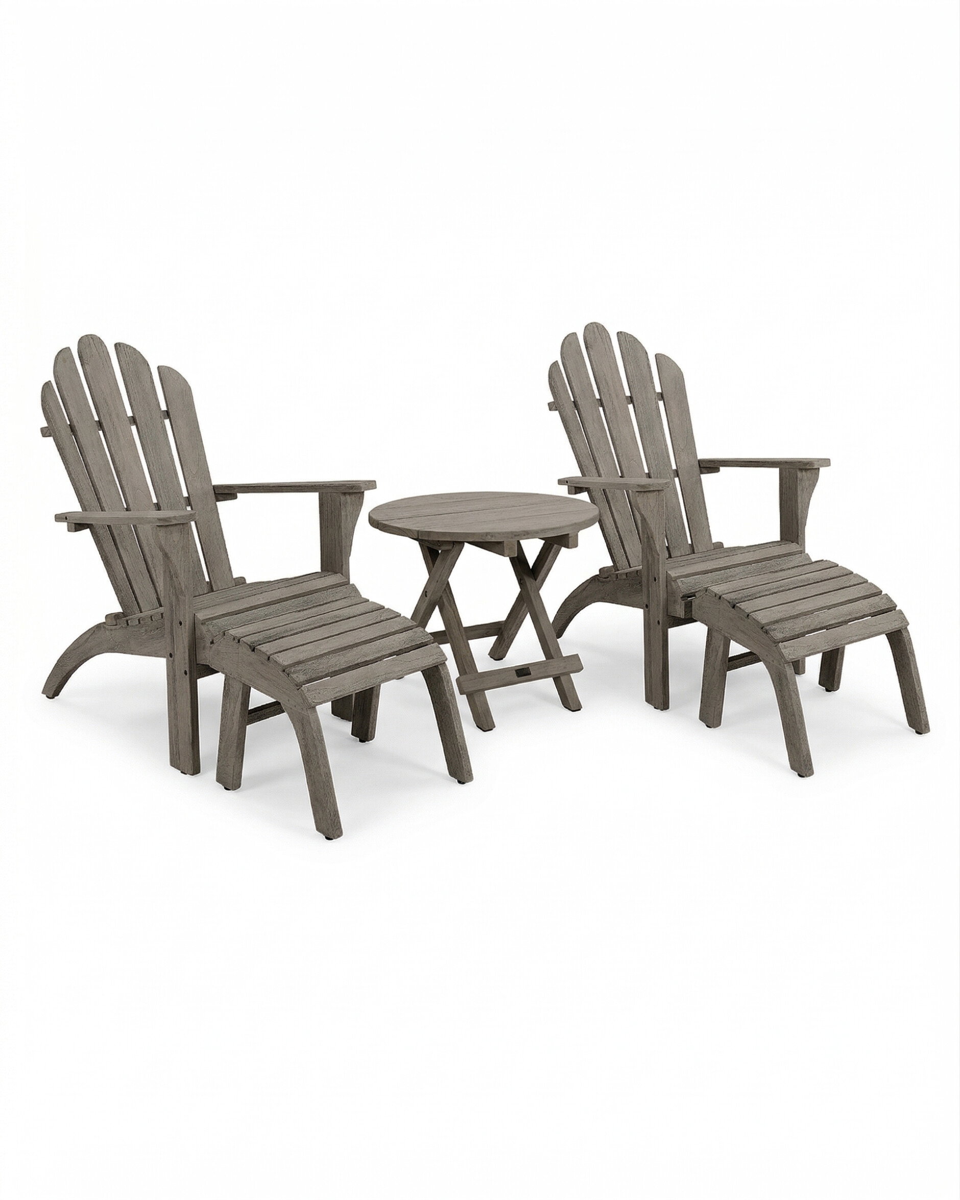 Adirondack solstolar med vintage sidobord