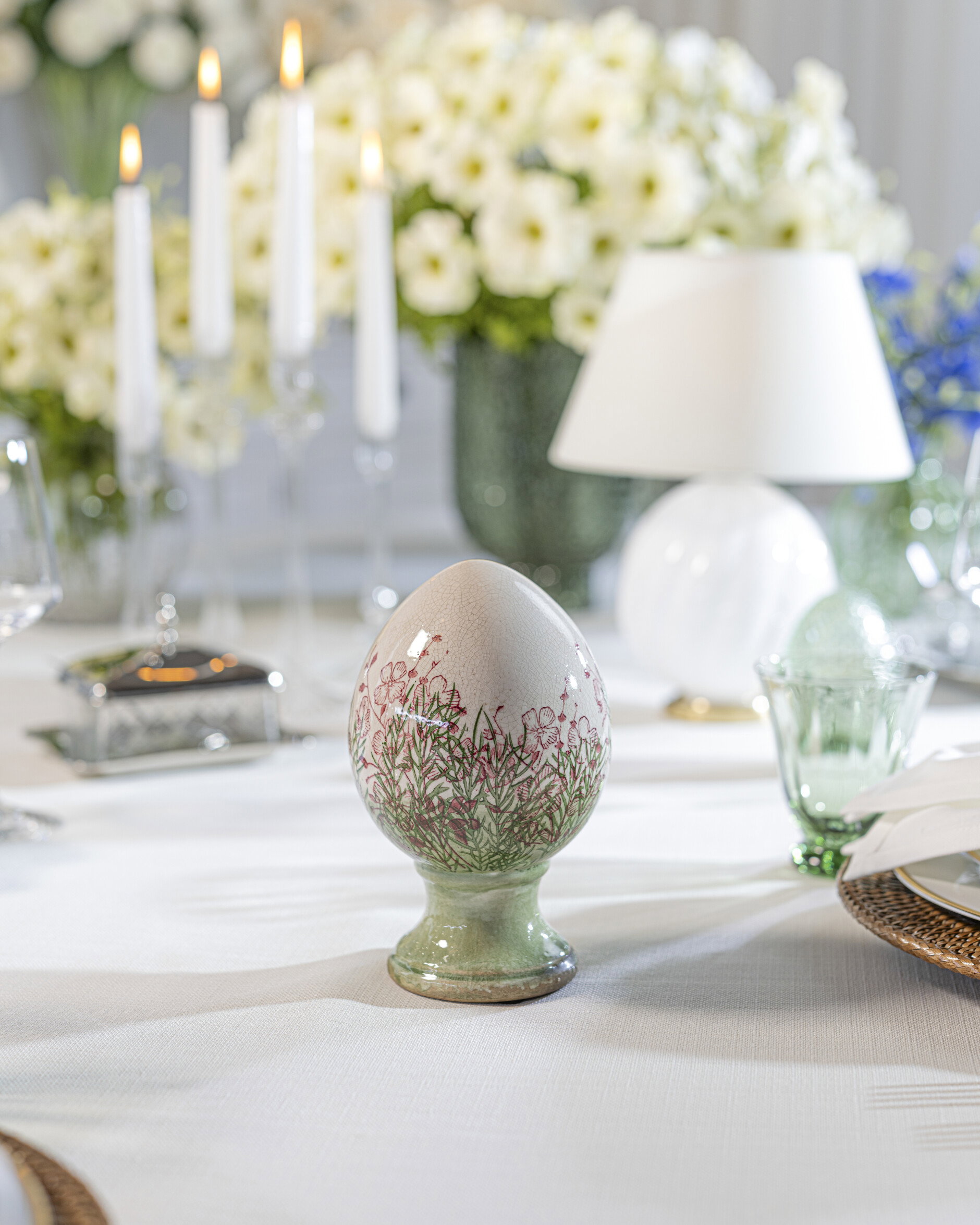 Meadow keramisch ei op voet