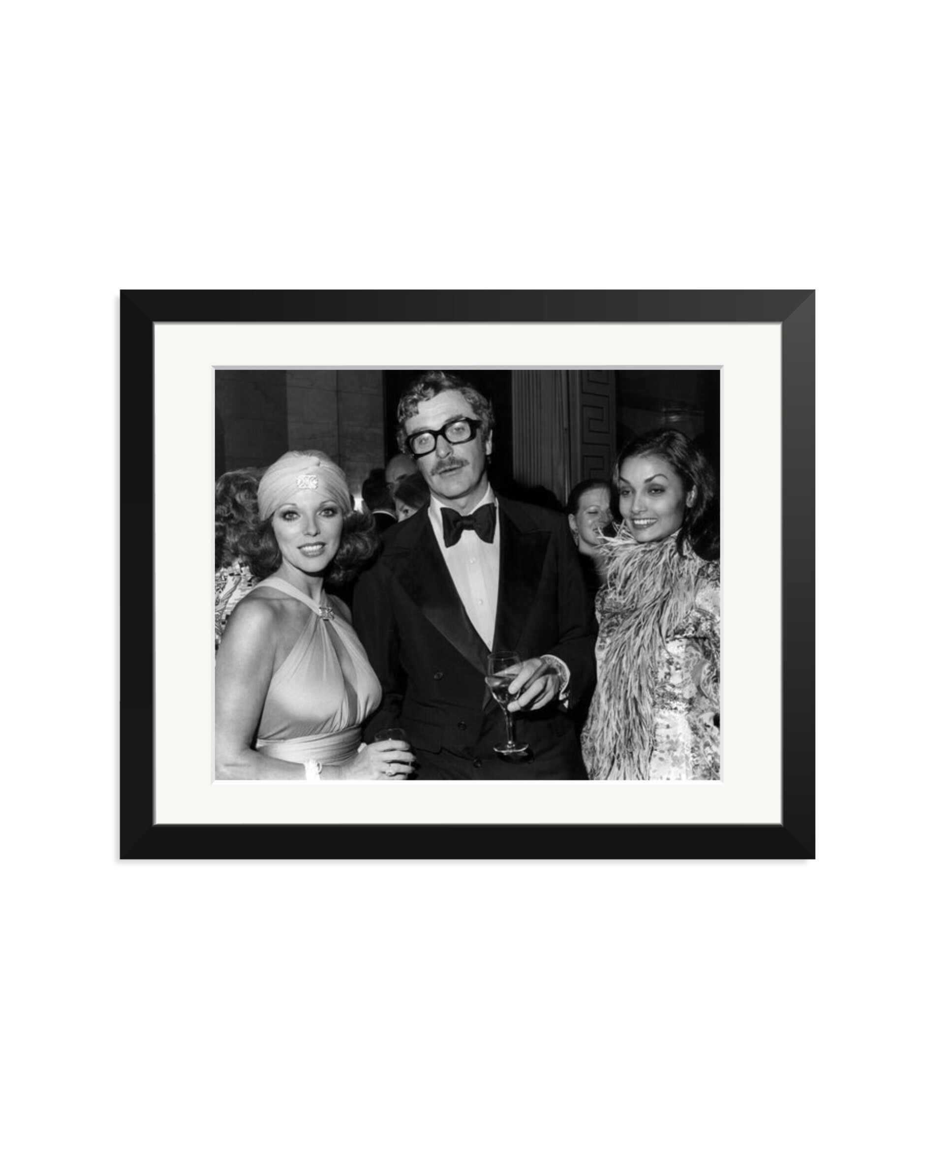 Caine, Collins and Shakira Black / Medium