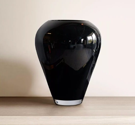 Versailles vase black