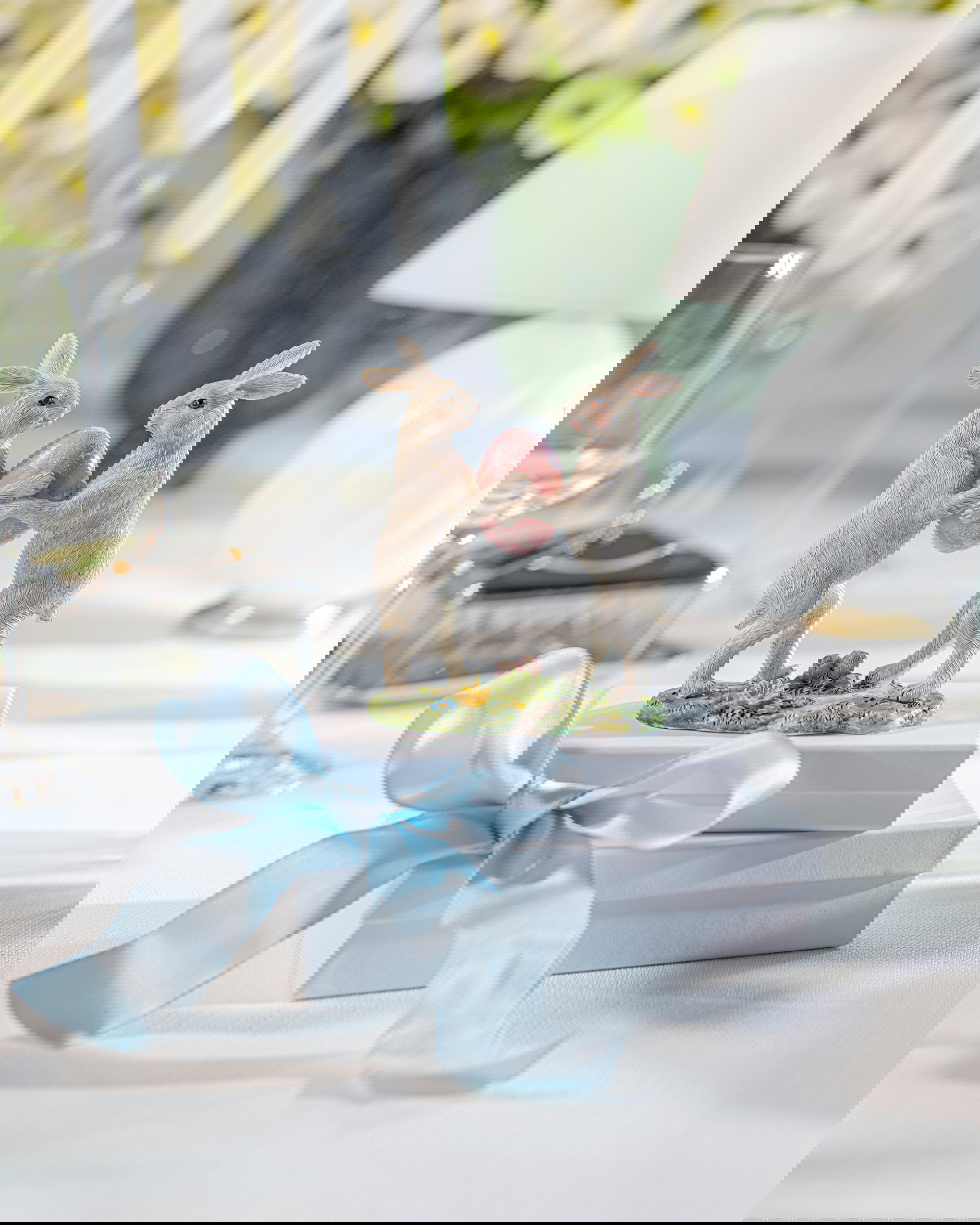 Oliver & Poppy påskharar