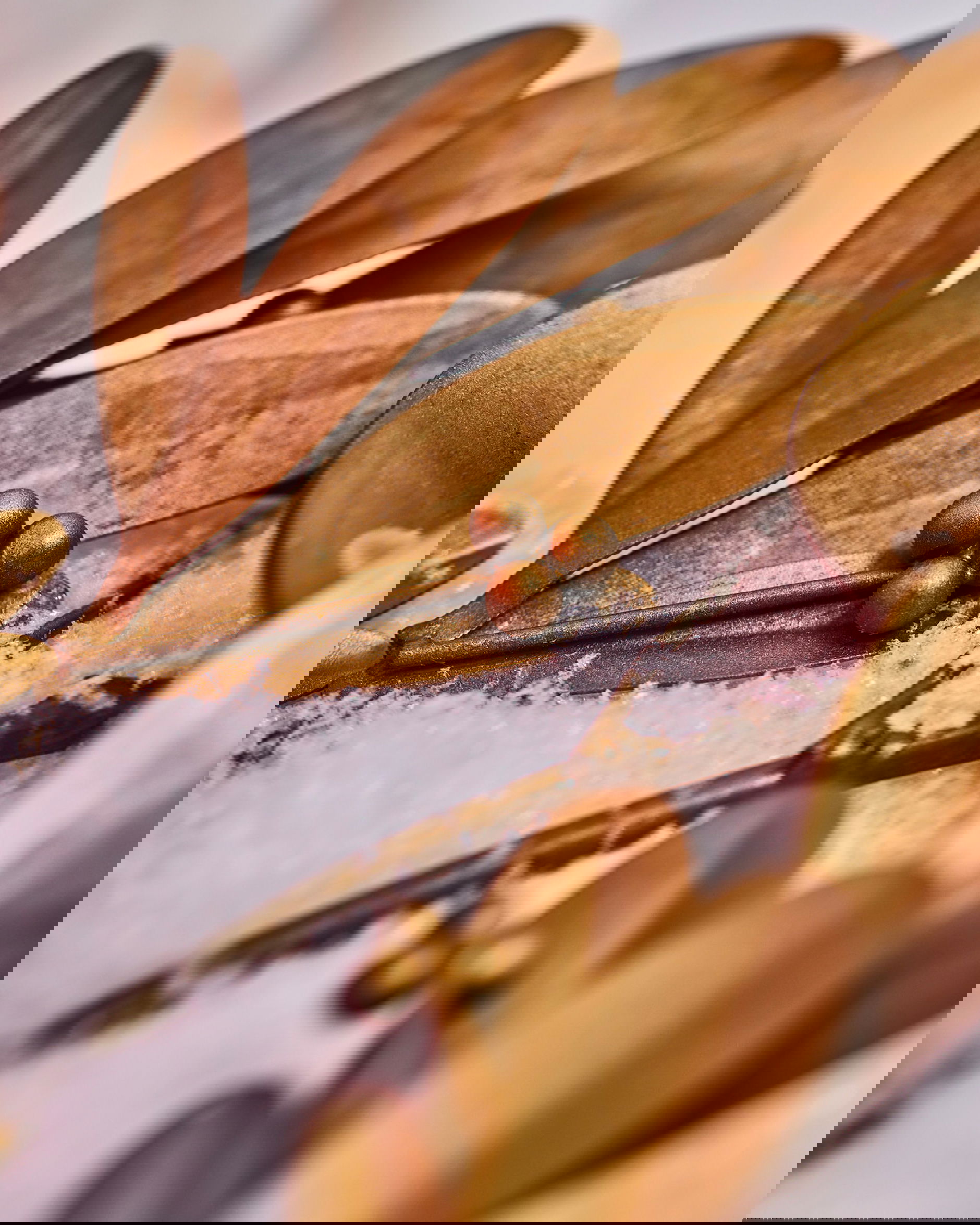 Margot-kynttilänjalka, messinki