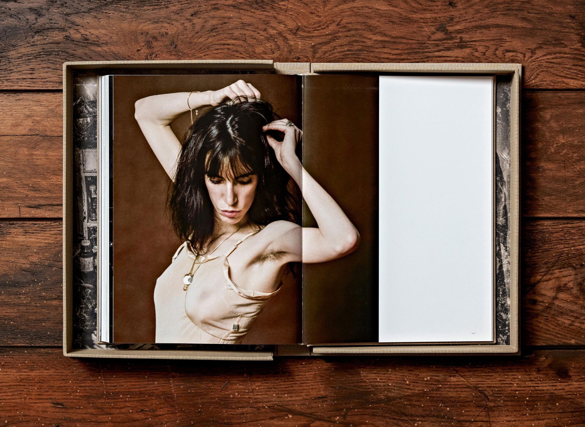 Lynn Goldsmith. Patti Smith. Before Easter After