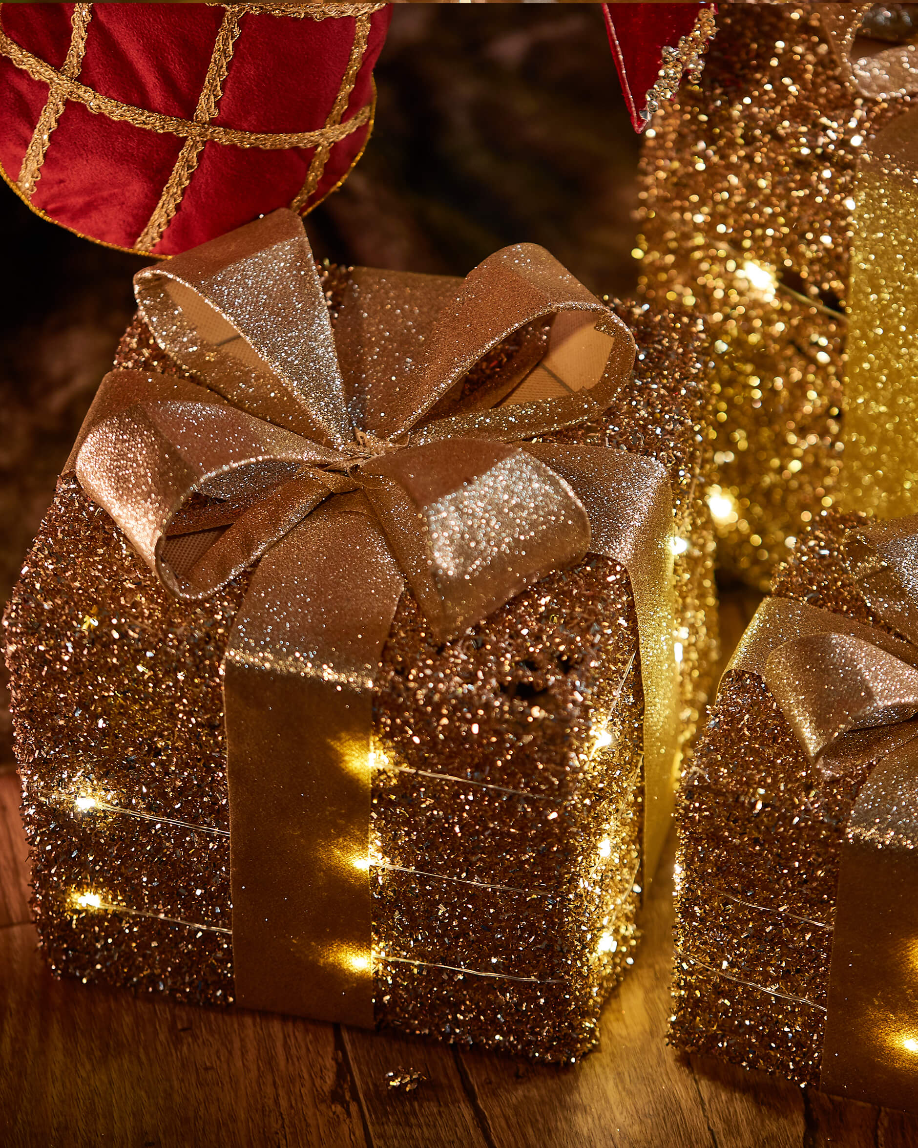 Trevor Paket LED Weihnachtsdekoration Champagner