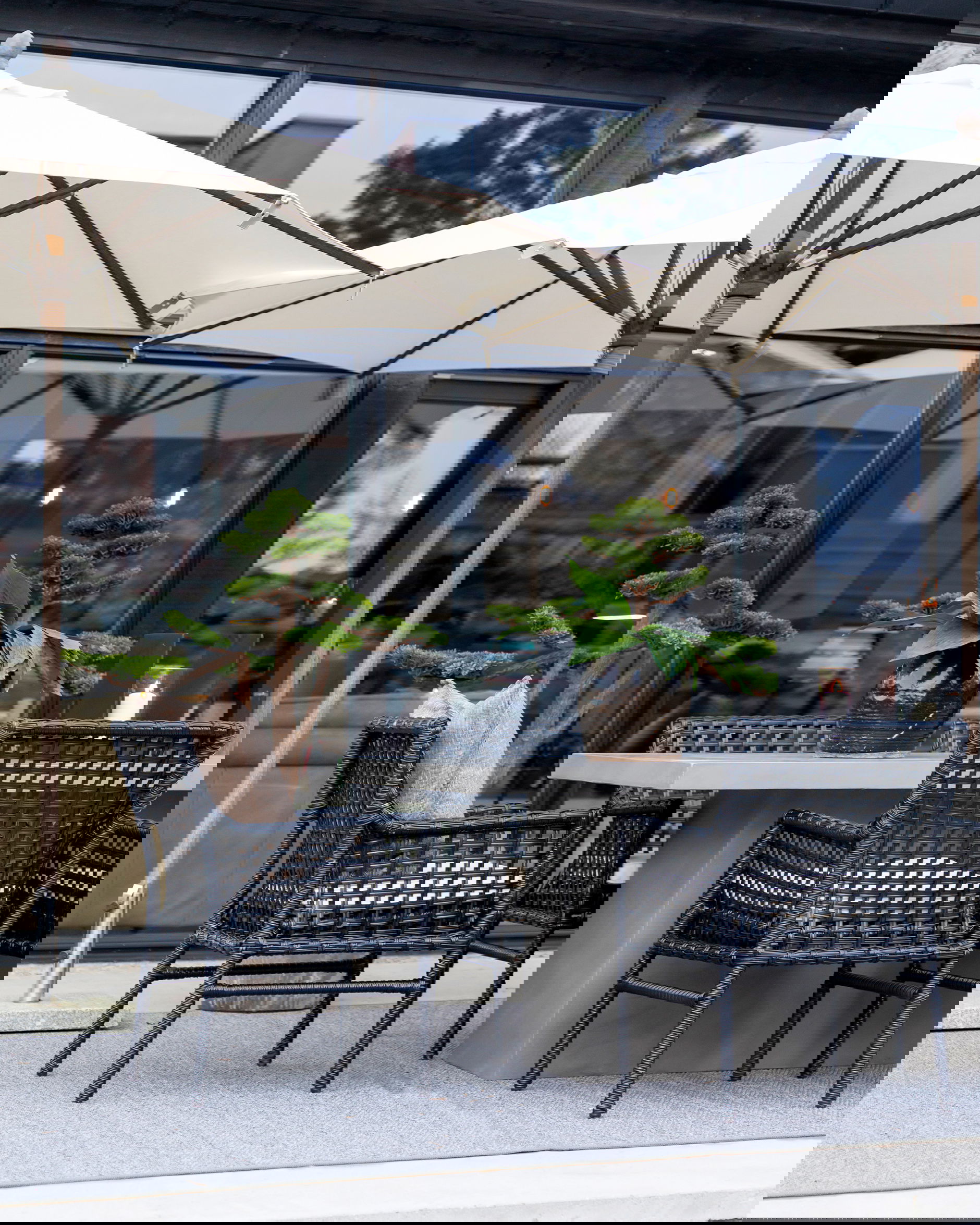 Santa Monica karmstol svart