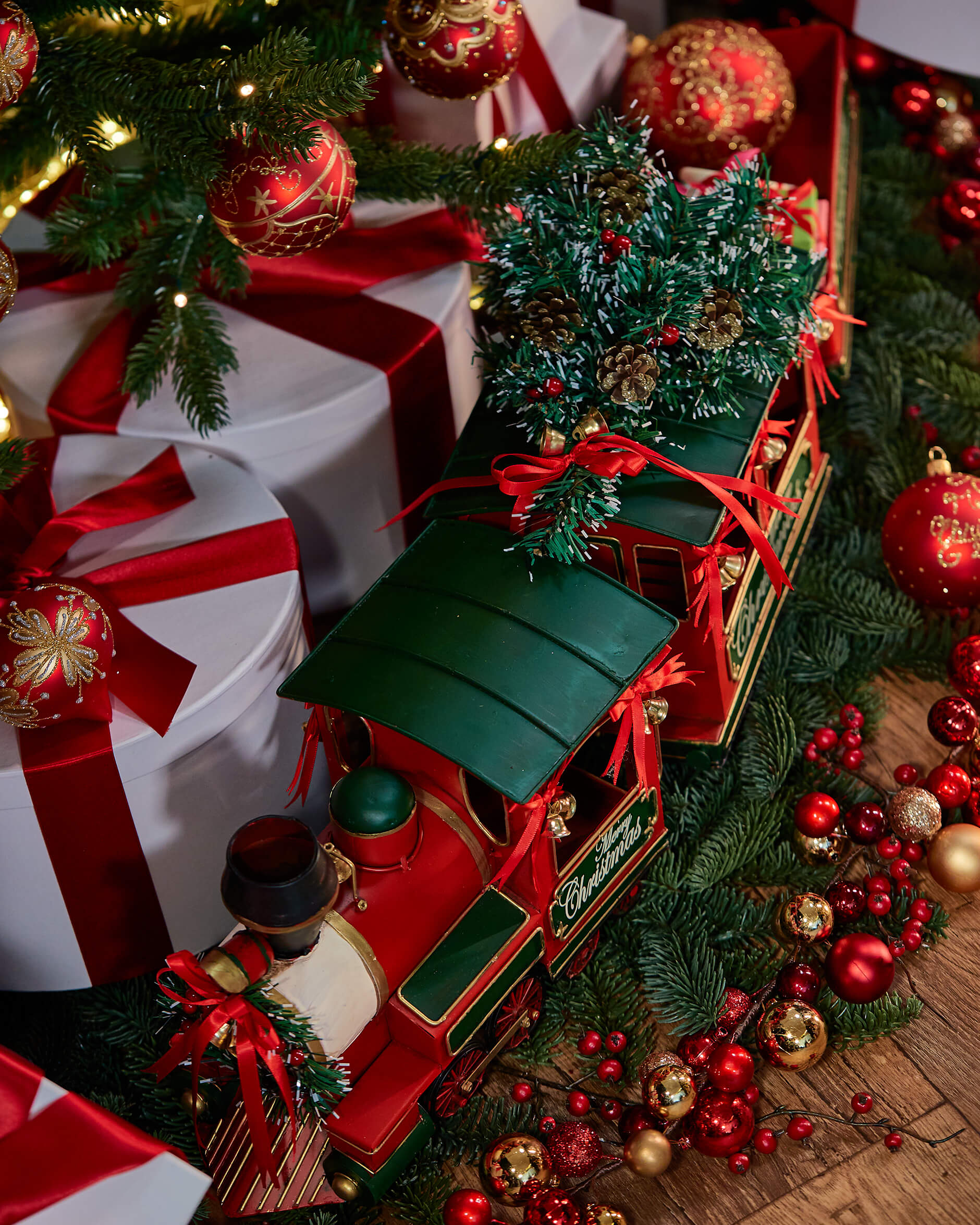 Claus tomtetåg röd/grön