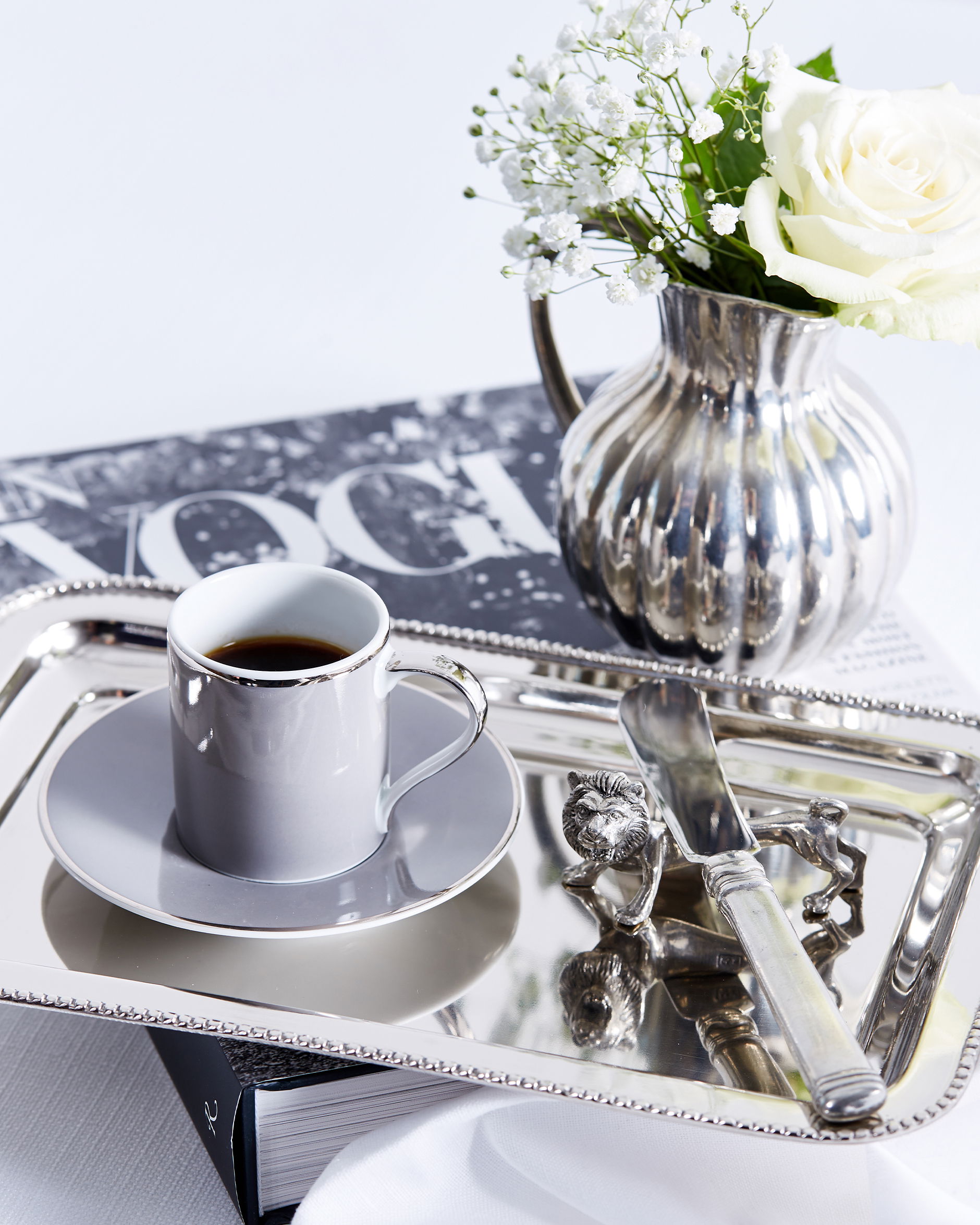 Lejon knivstöd tenn