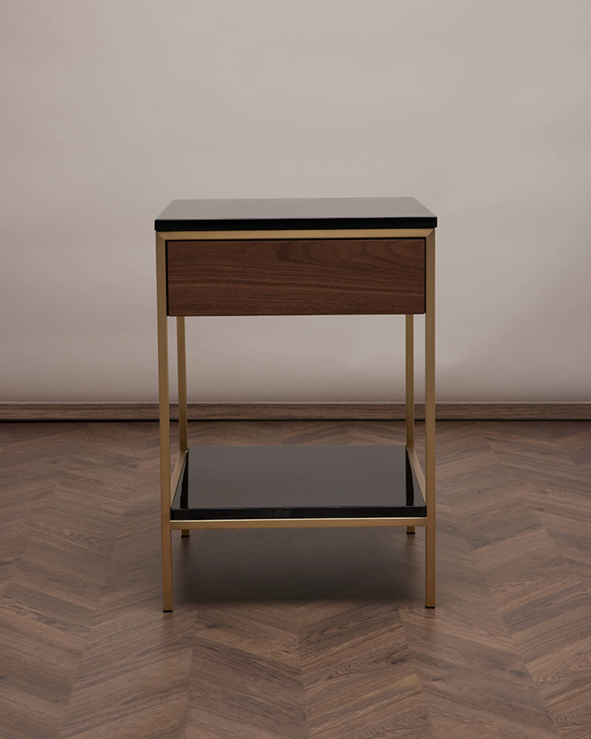 Erin sidobord mässing/valnöt