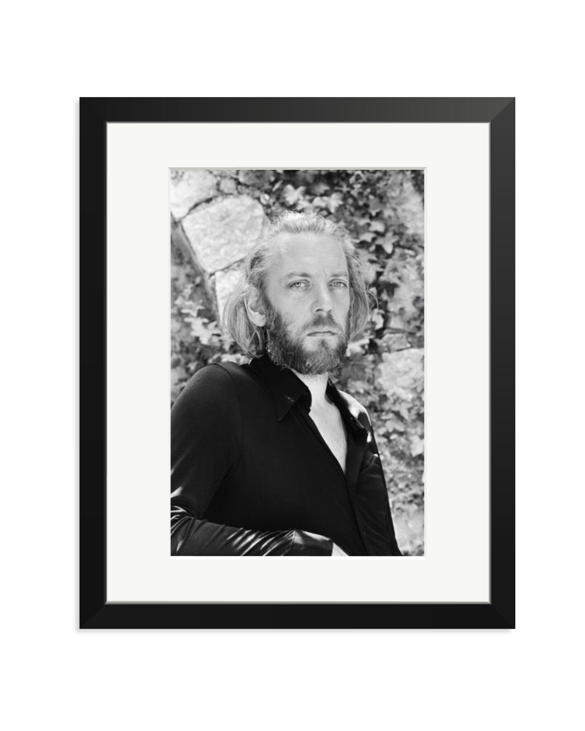 Donald Sutherland Black / Medium
