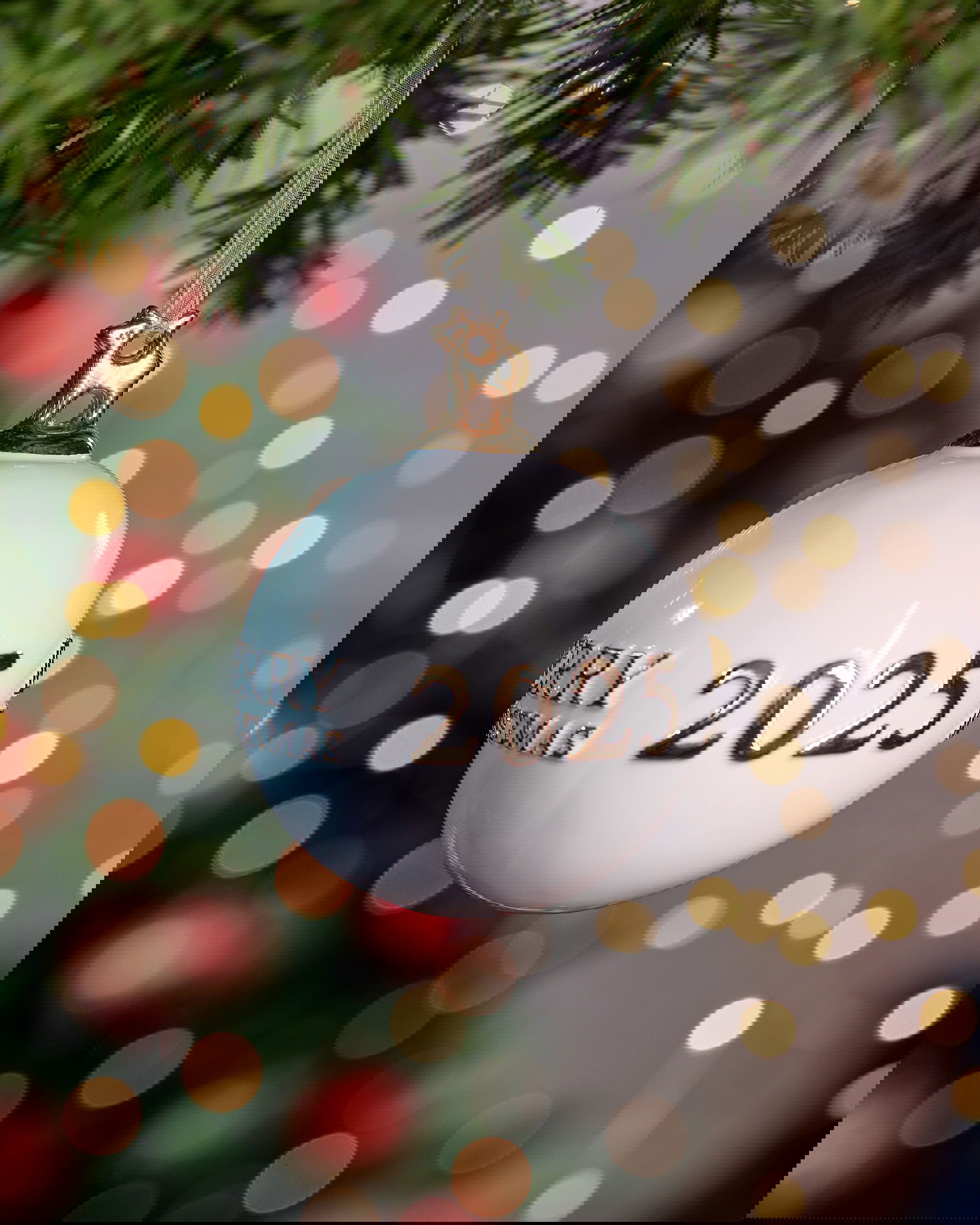 Golden Merry Bauble White/Gold 8,5cm