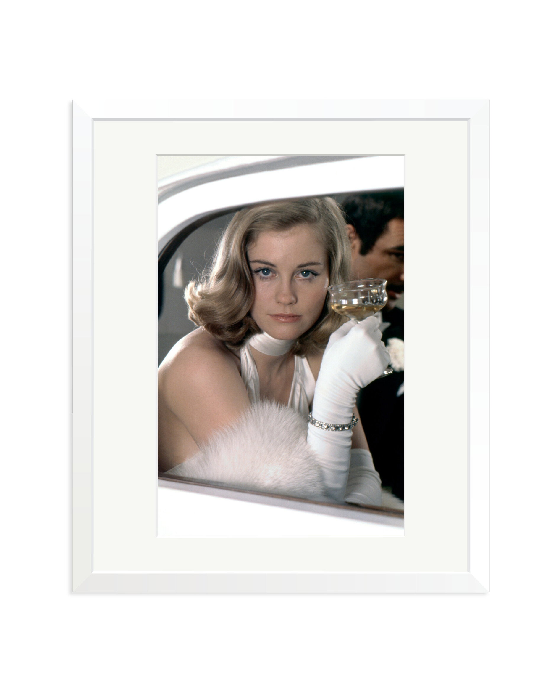 Cybill Shepherd, '74 White / Large