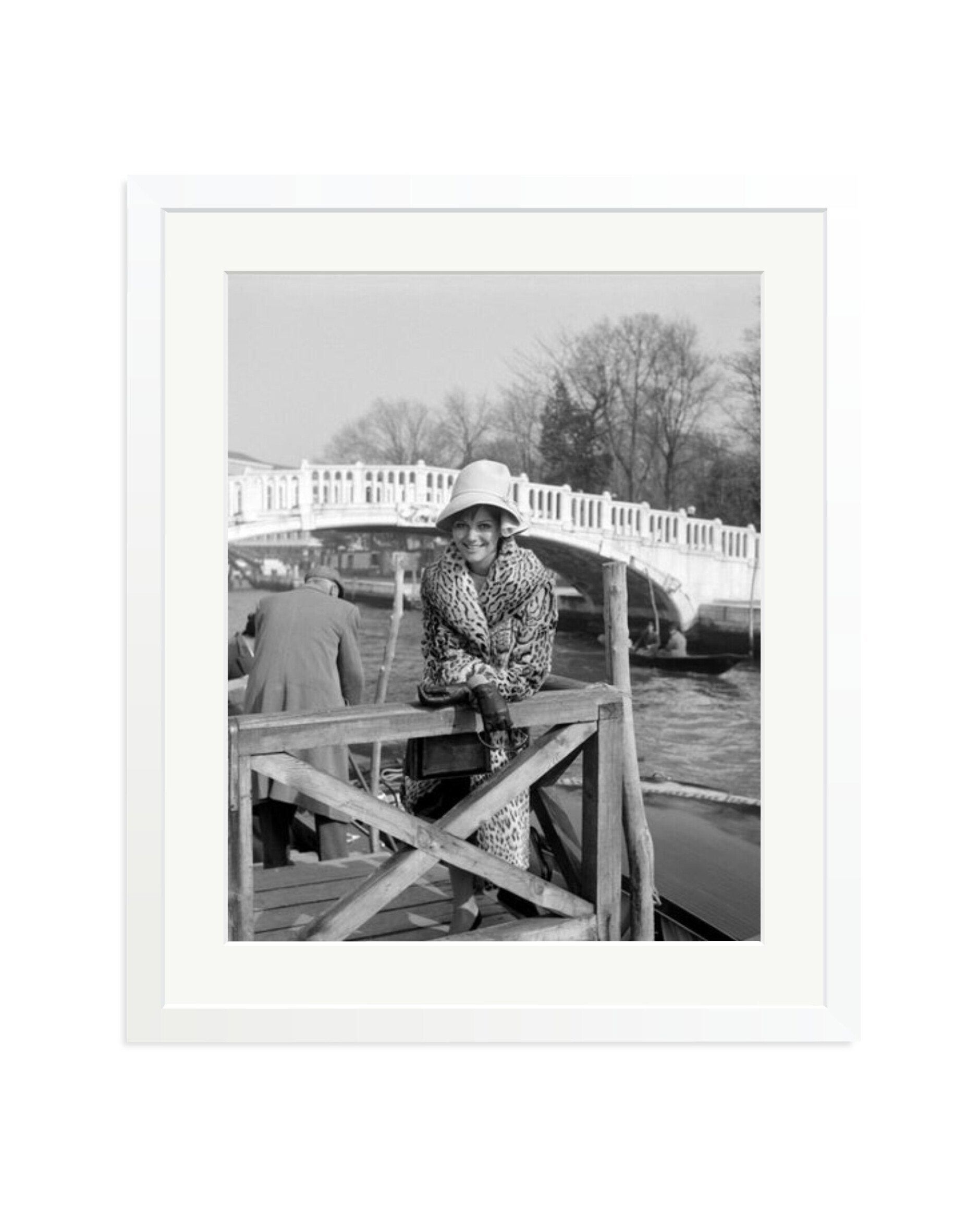 Cardinale, Venice, 1960 White / Large