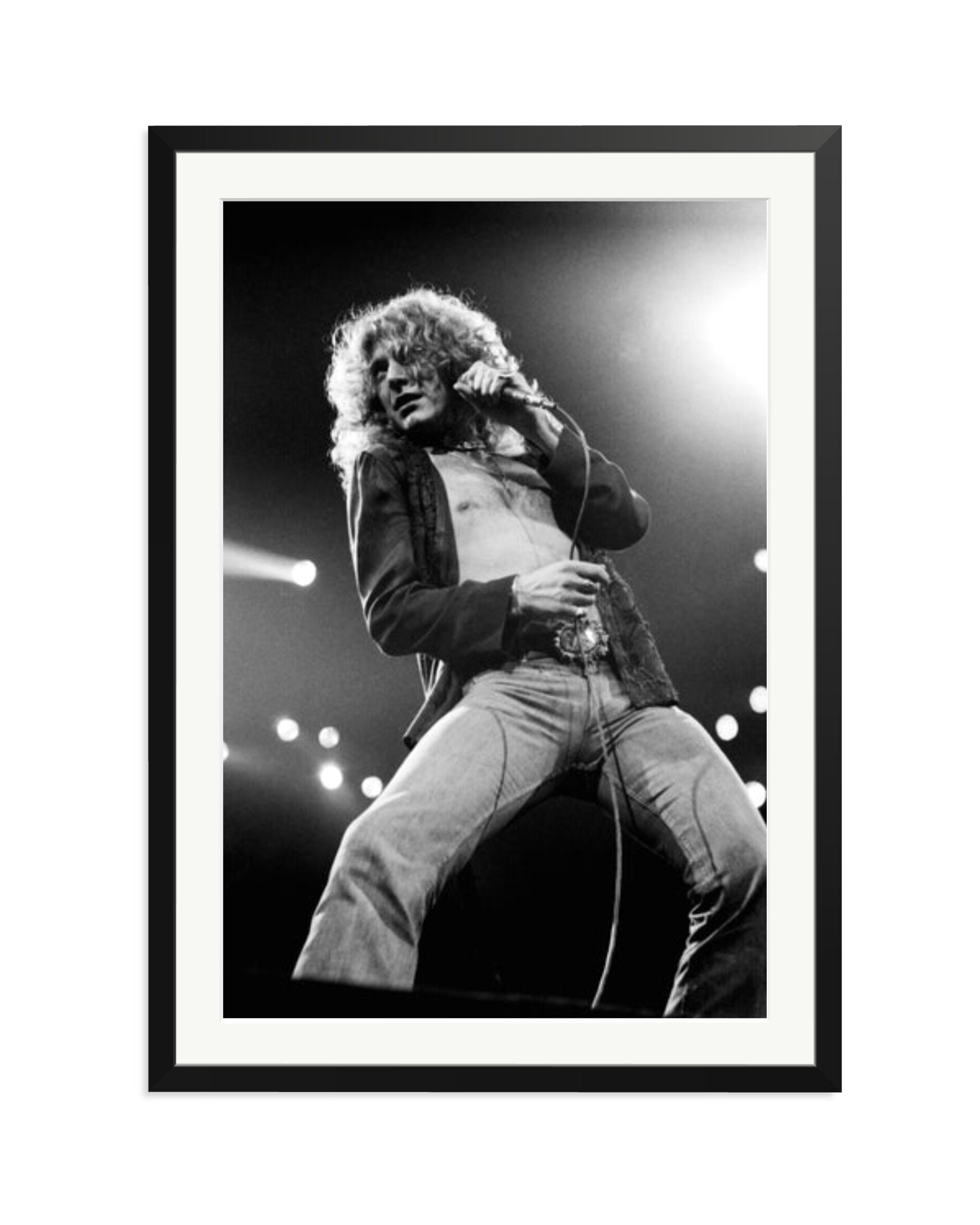 Robert Plant of Led Zeppelin 1977 Black / XXL