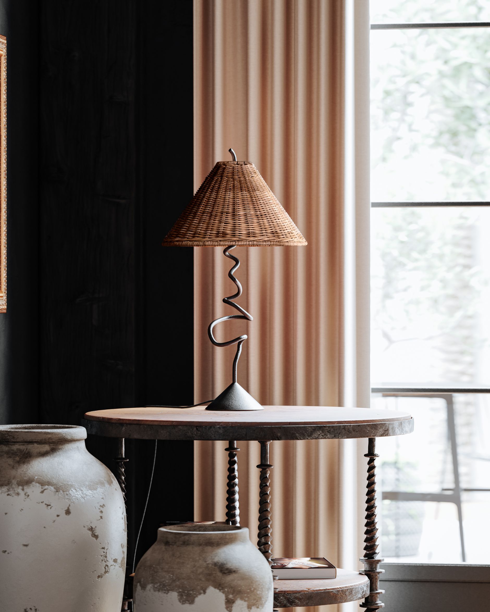 Alaric black table lamp