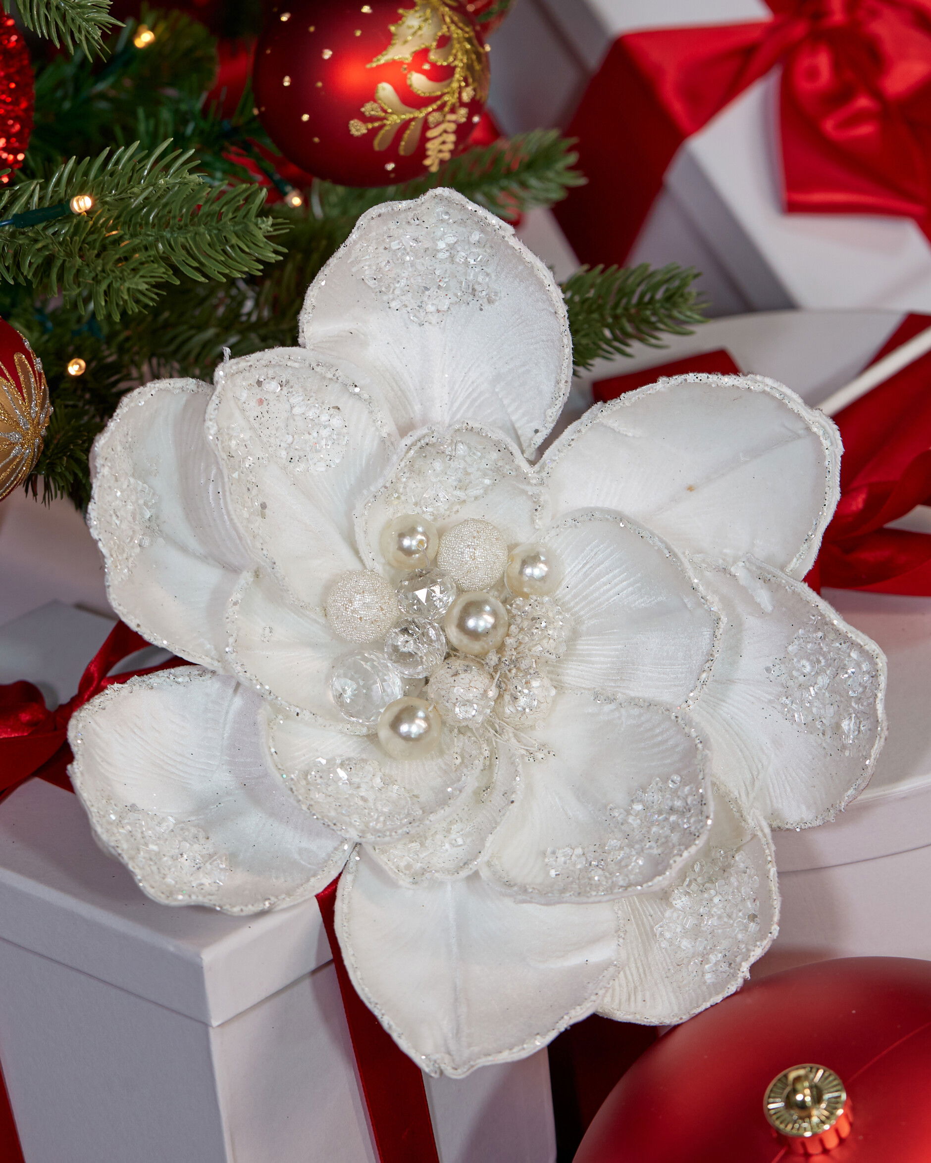 Magnolia Pearl Decorative Branch White