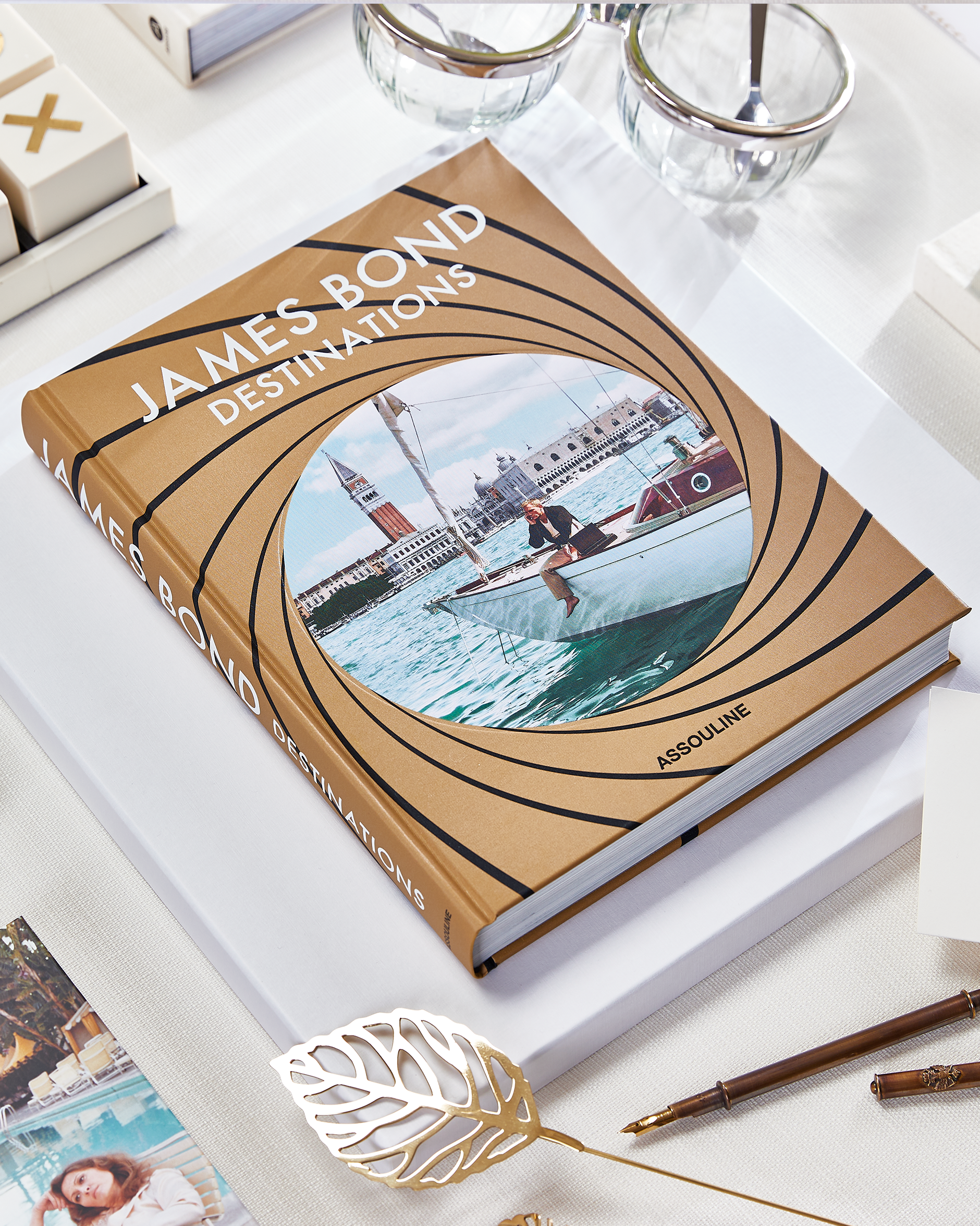 COFFEE TABLE BOOKS
