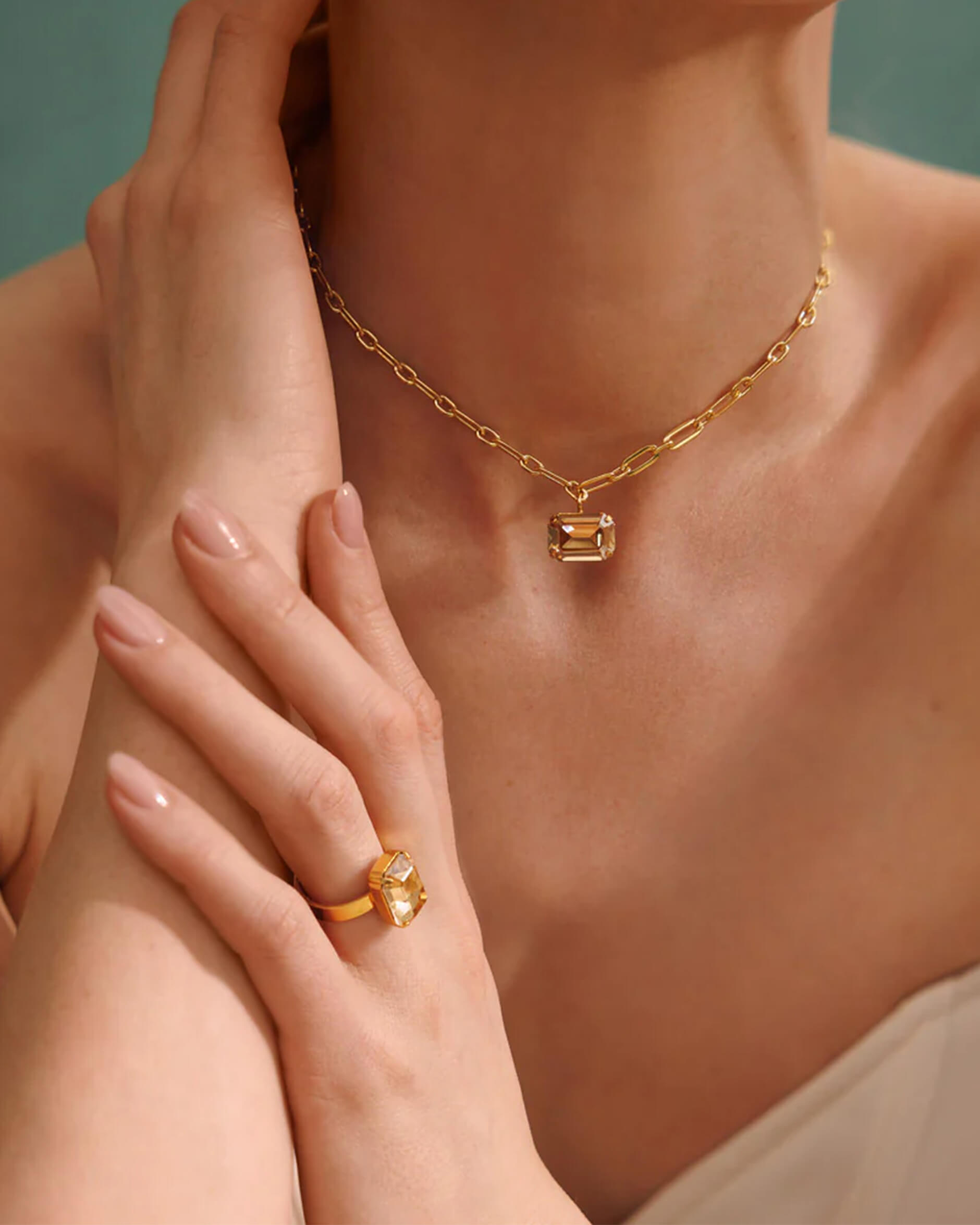 Mini Lydia Necklace Golden Shadow