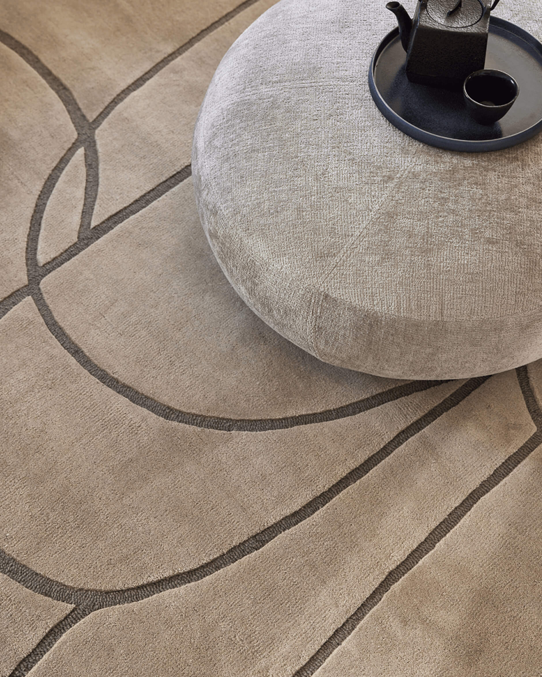 Modern Abstract matta beige