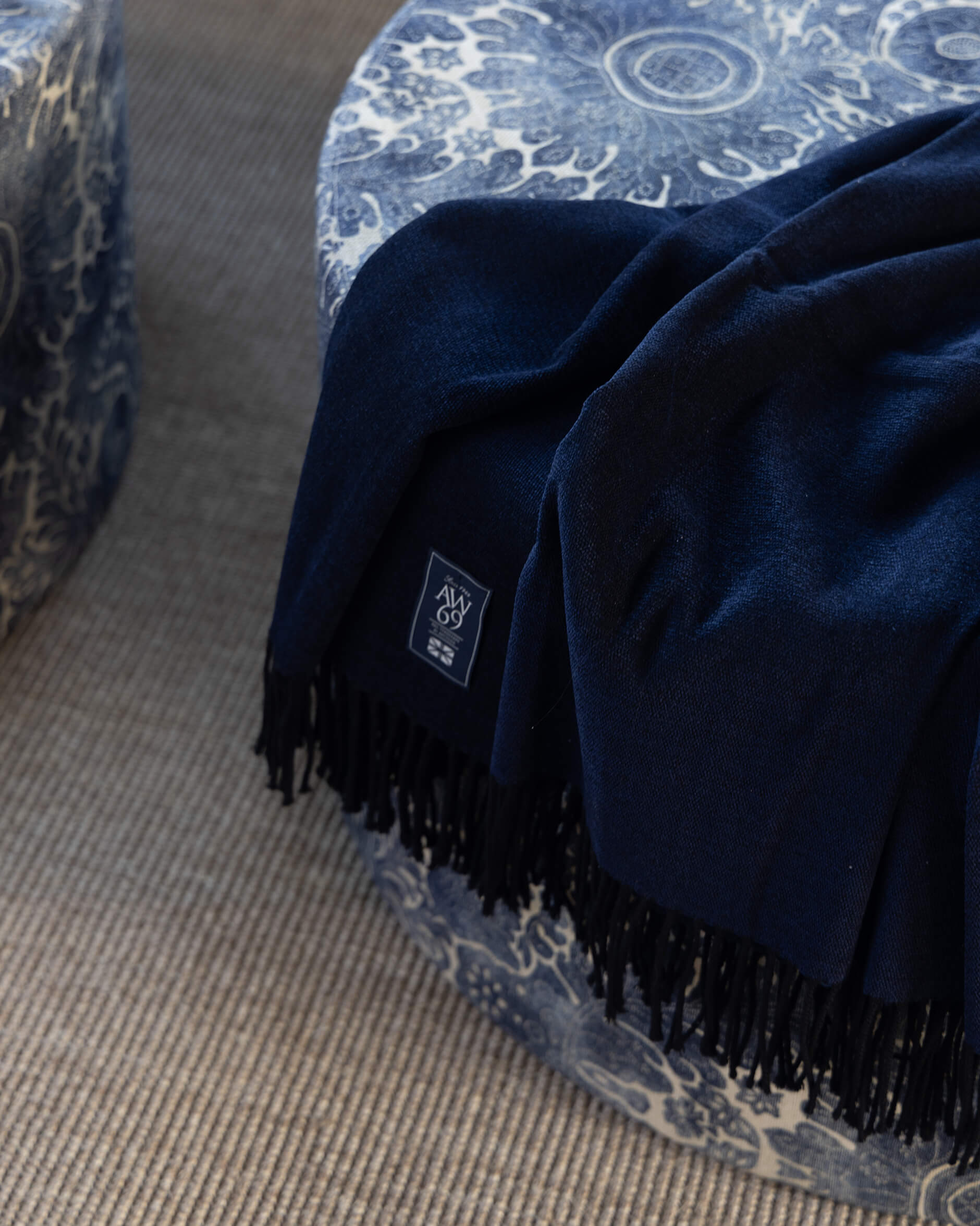 Ferrara pläd mörkblå