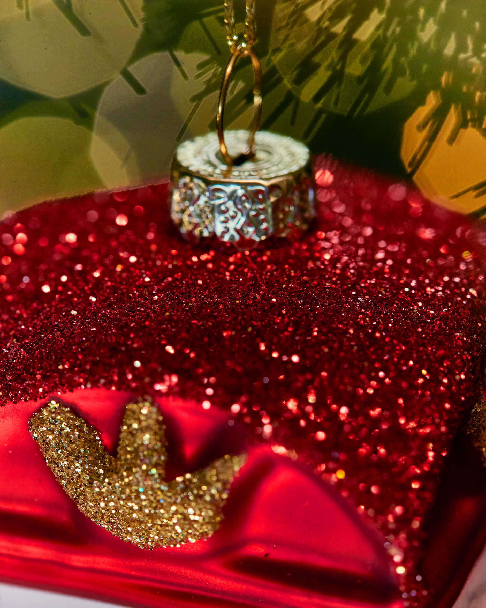 Margaret-joulukoriste puhelinkoppi punainen