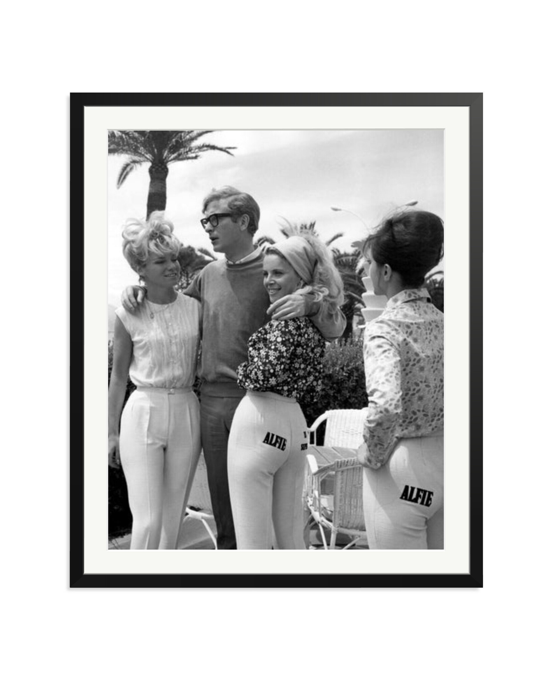 Caine With 'Alfie' Models Black / XXL