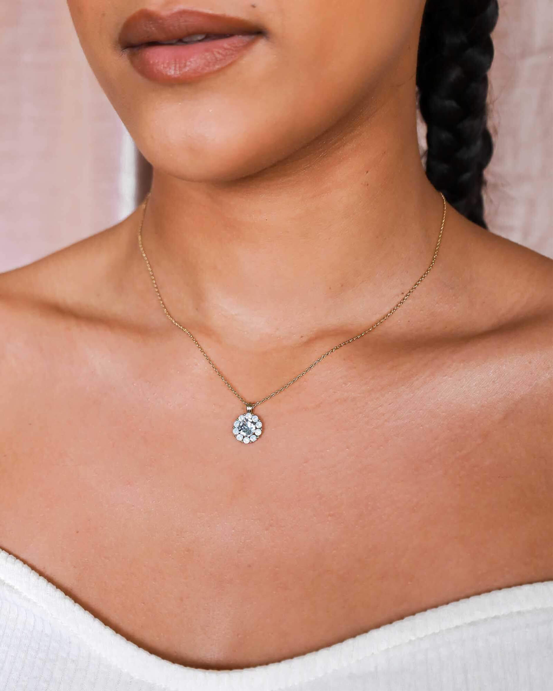 Sofia kaulakoru light azore