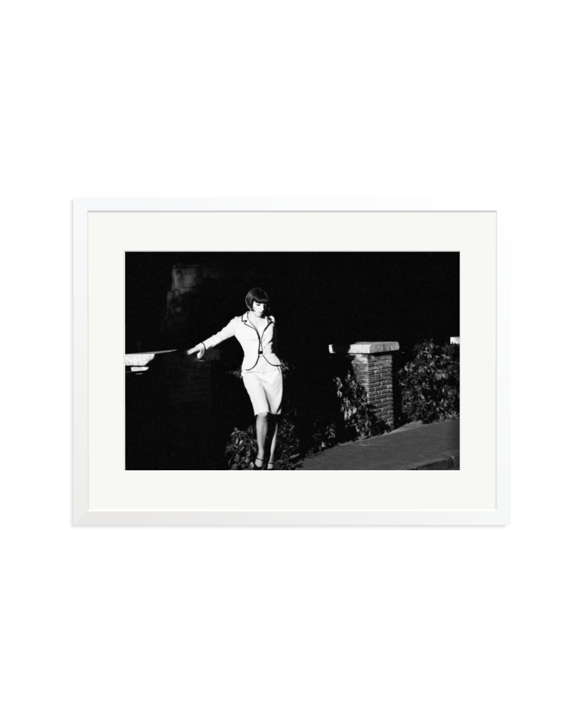 Liza Minnelli on set White / XL