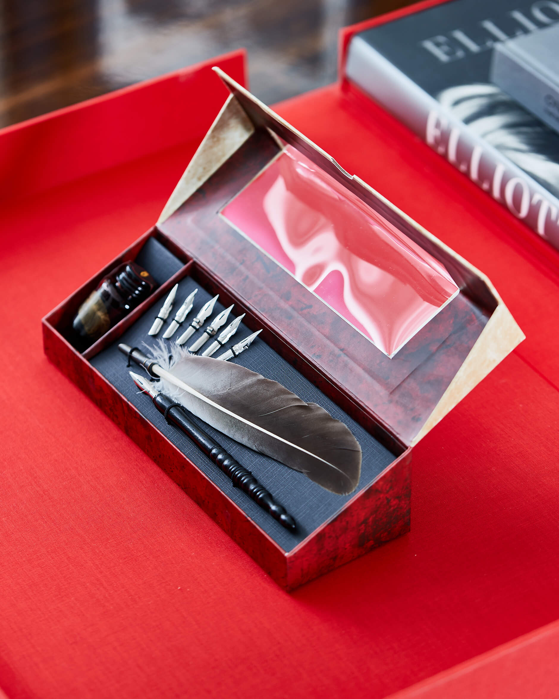 Knighton kalligrafiset