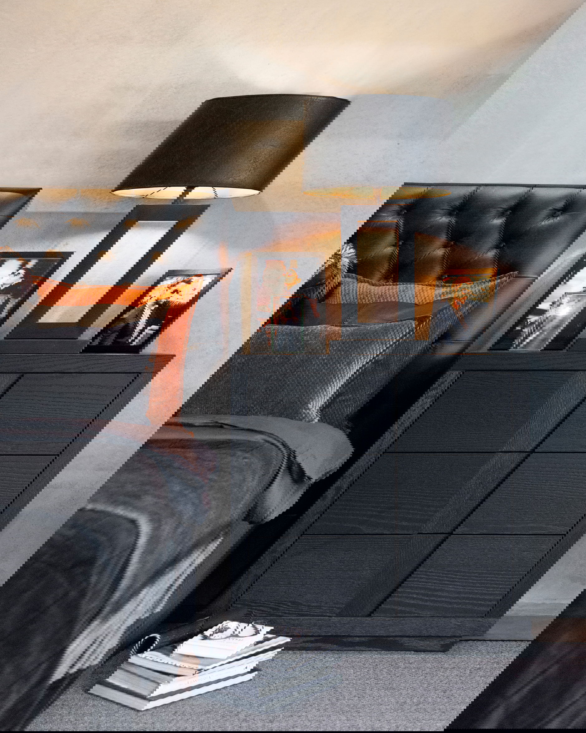 Arezzo-lampunjalka musta OUTLET