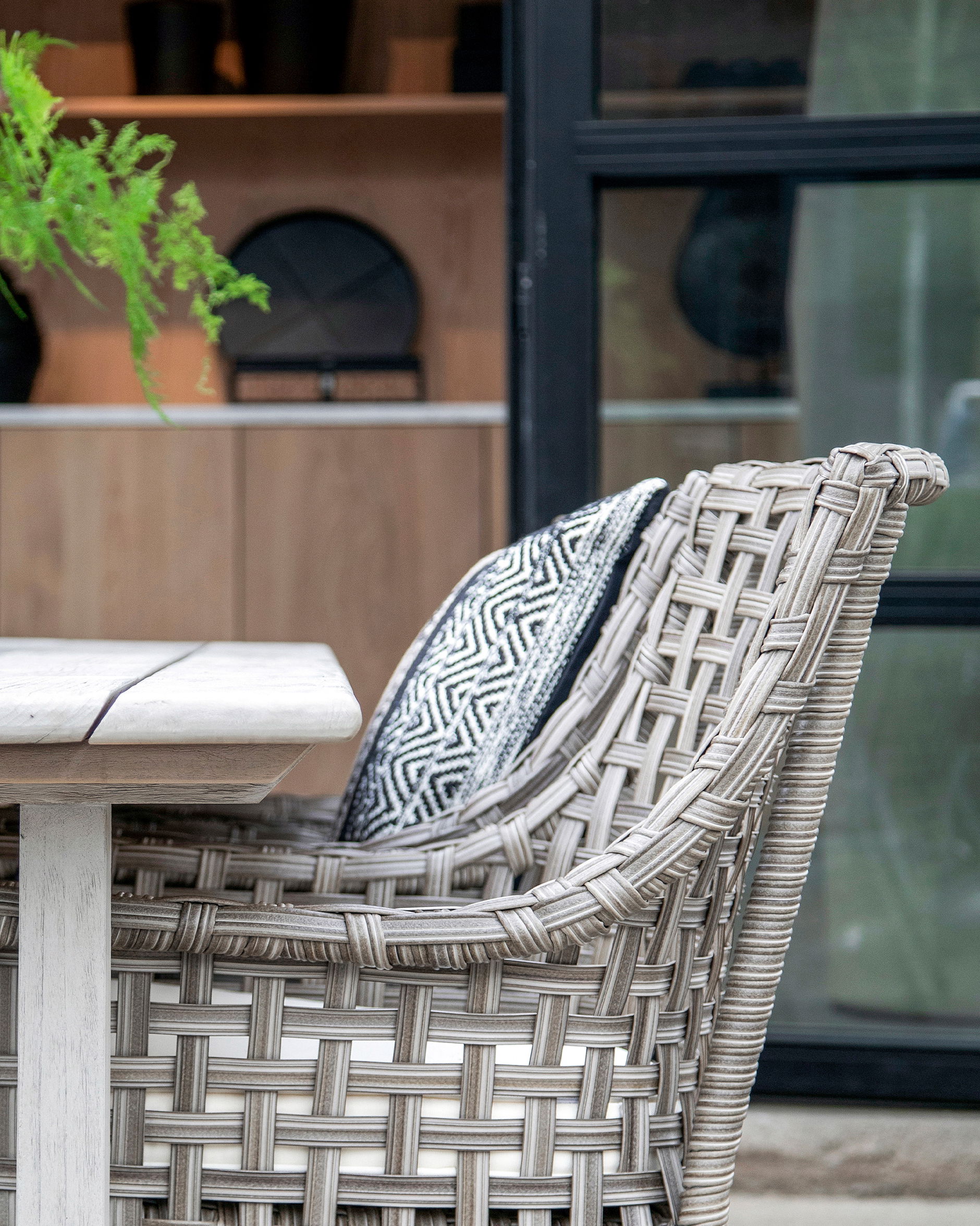 Malaga Armchair Classic Grey OUTLET