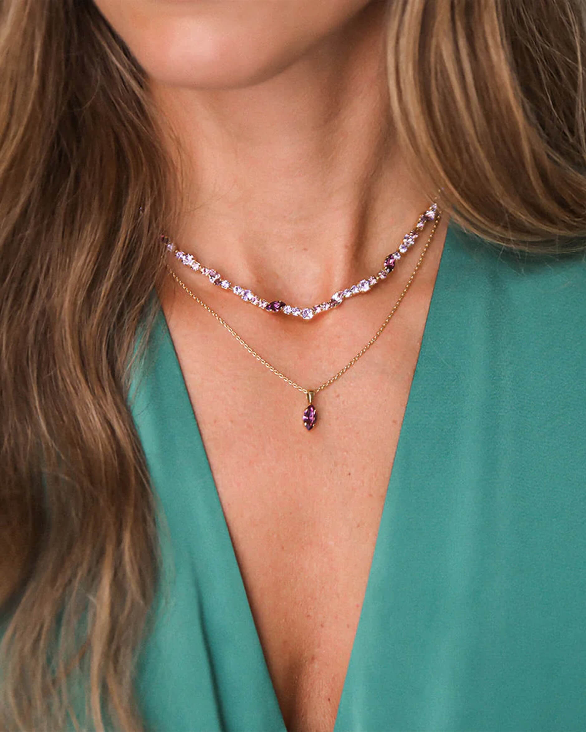 Petite Navette halsband iris