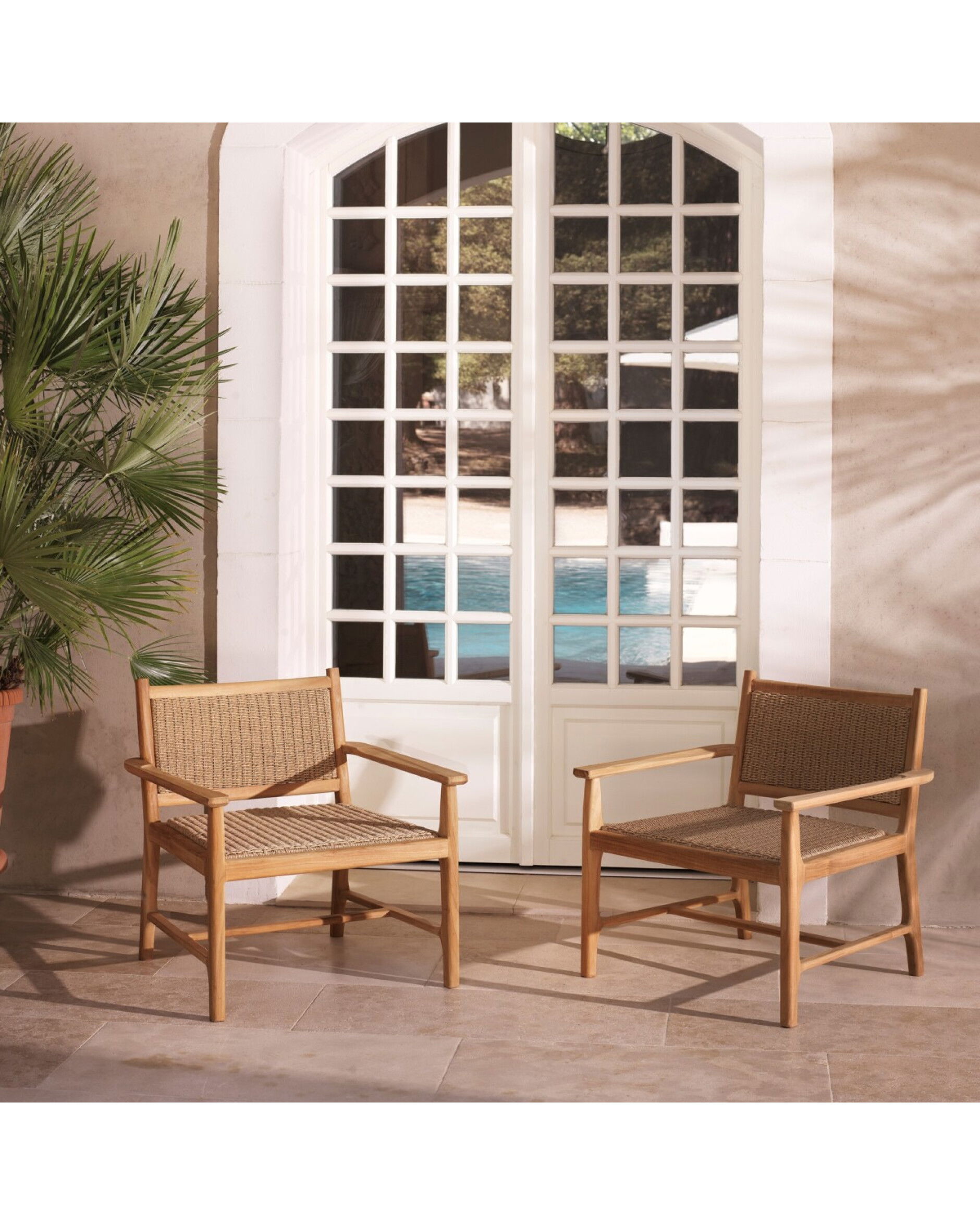 Pivetti fåtölj natural teak