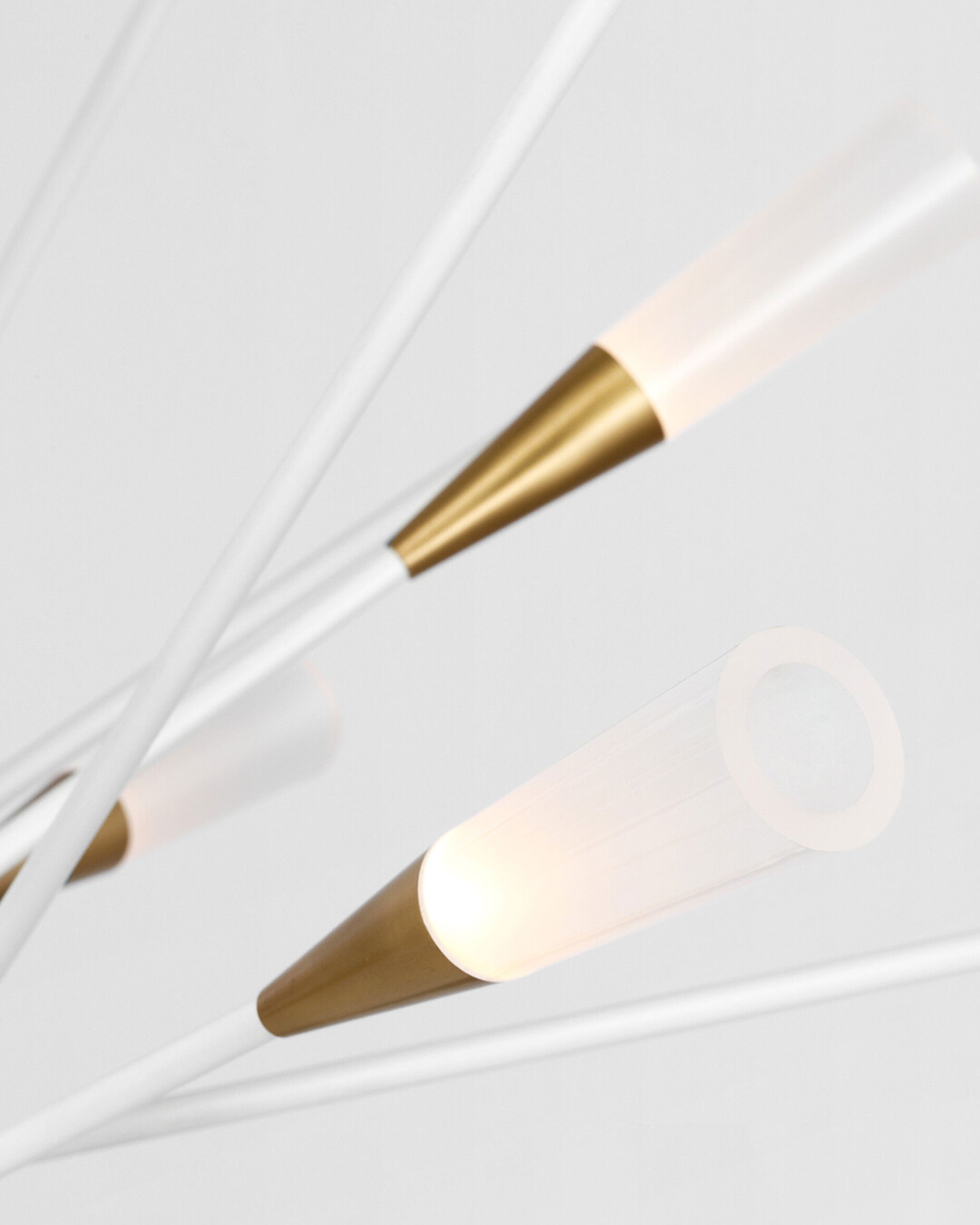 Stellar Chandelier White Medium