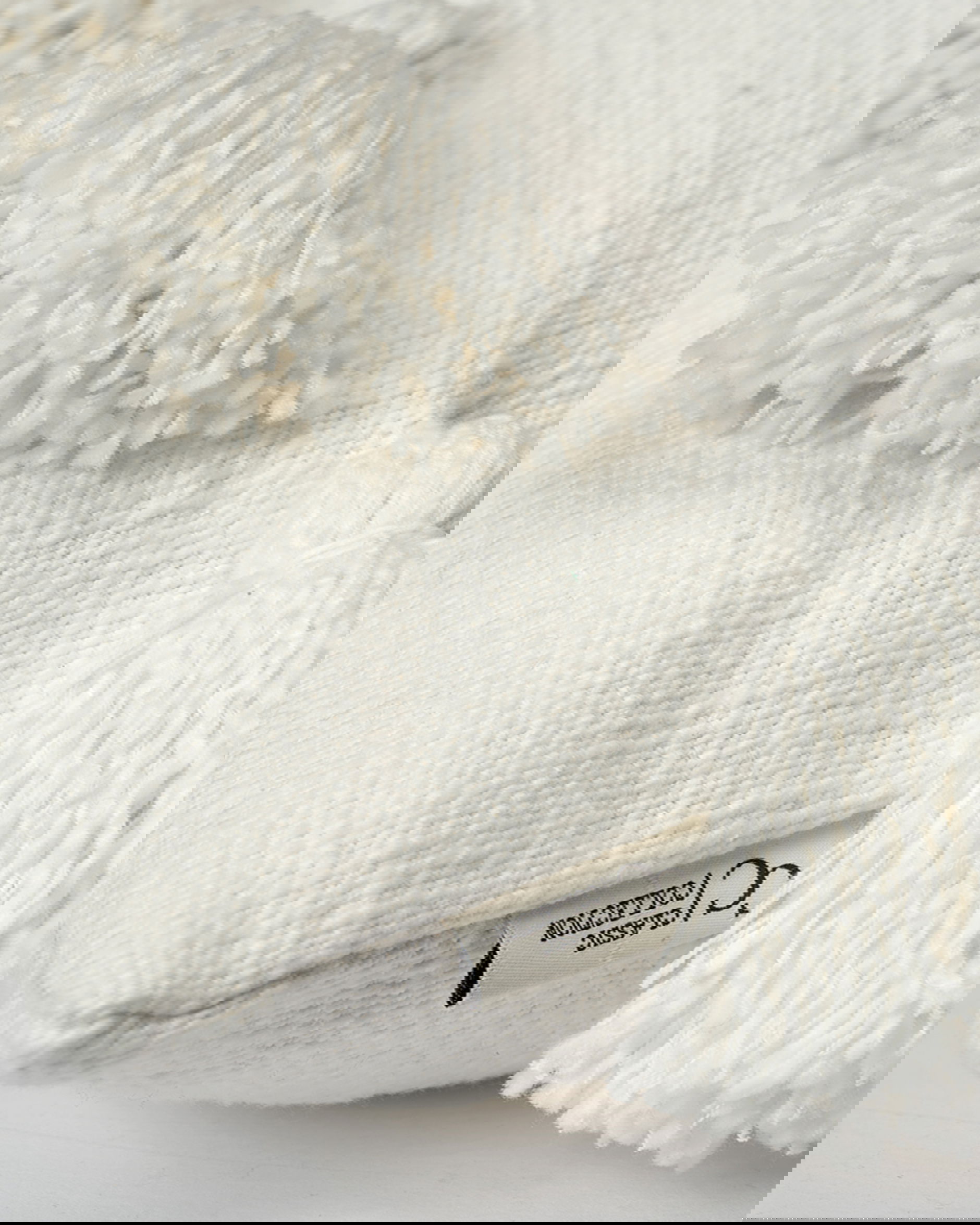 Pomegranate-tyynynpäällinen valkoinen OUTLET