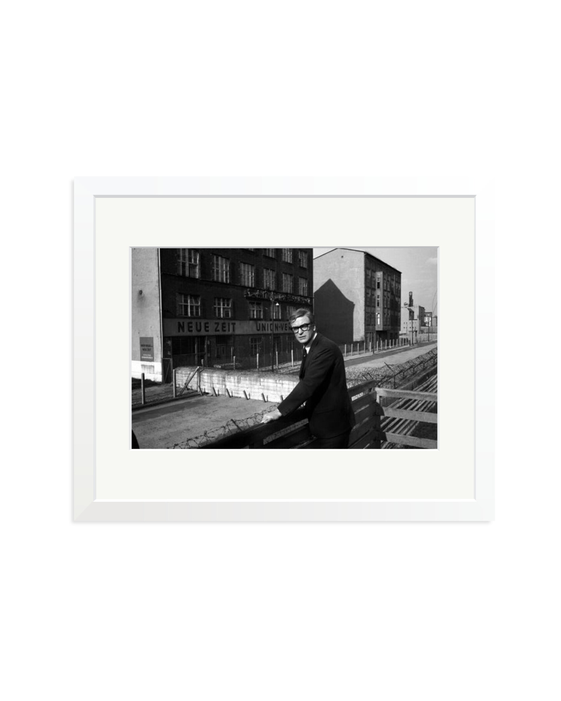 Berliner Caine White / Medium