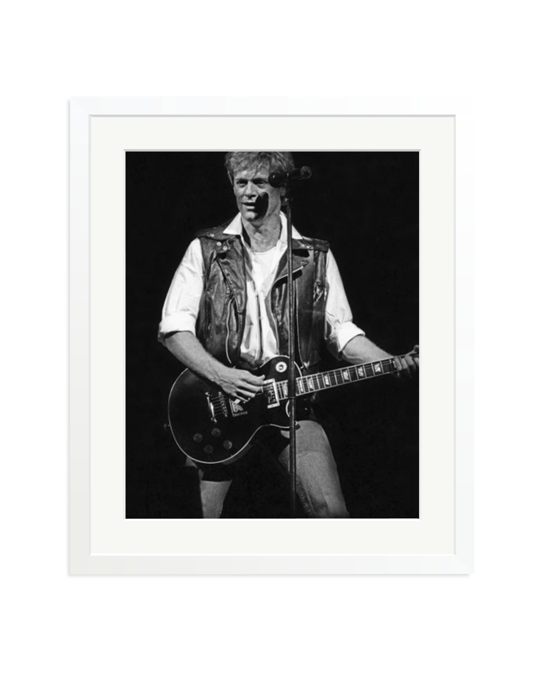 Bryan Adams in Cleveland White / Large