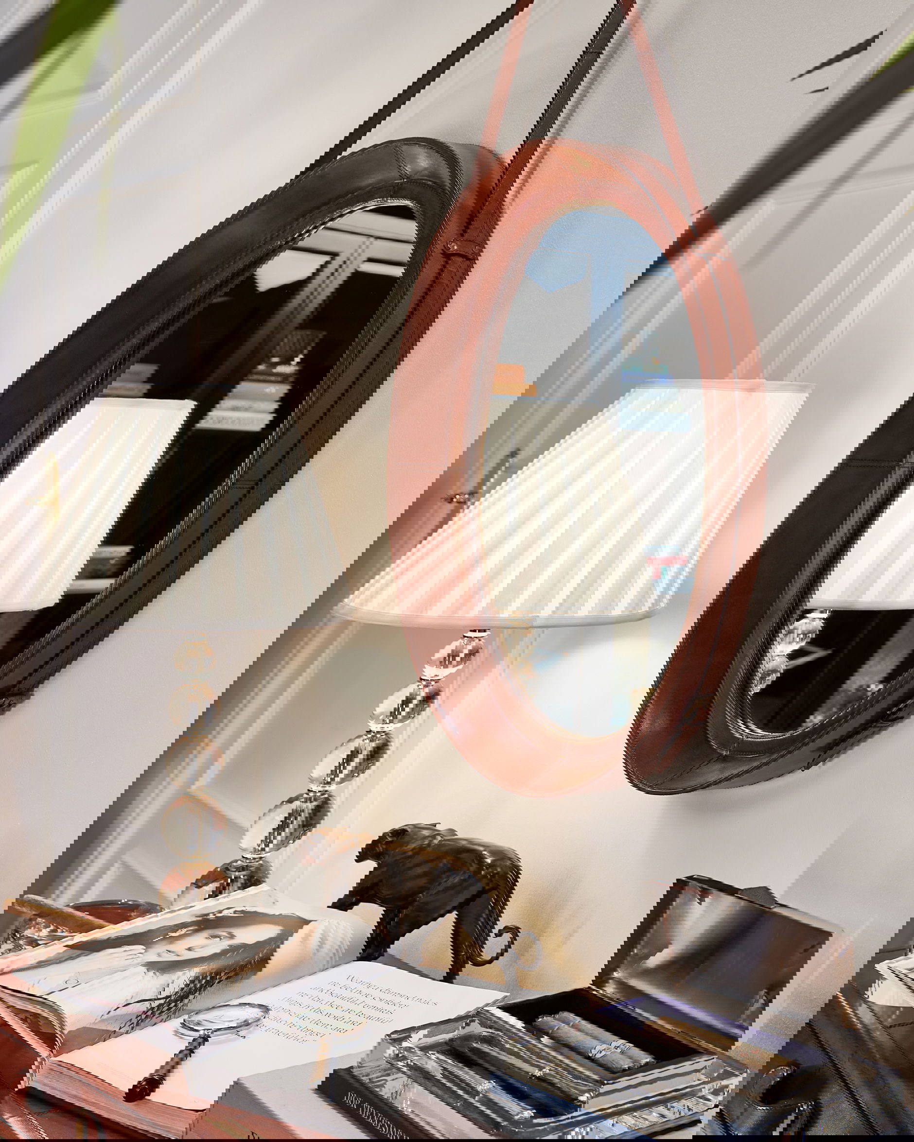 Kensington spegel läder oval