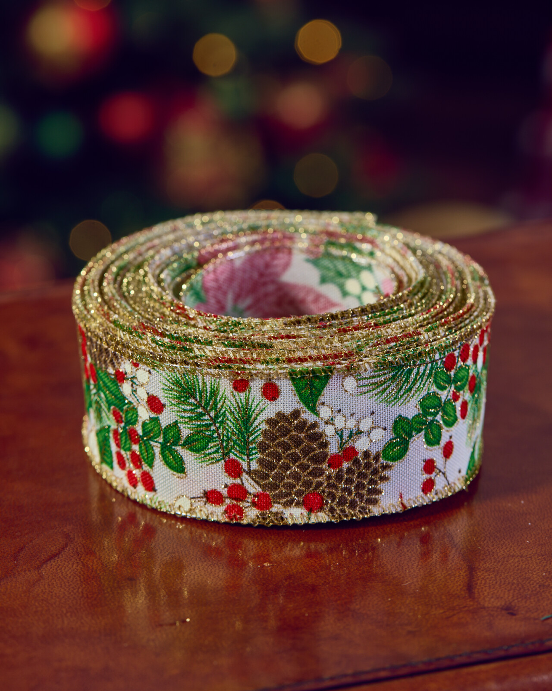 Holly Season textile ribbon beige/red/green 9 m