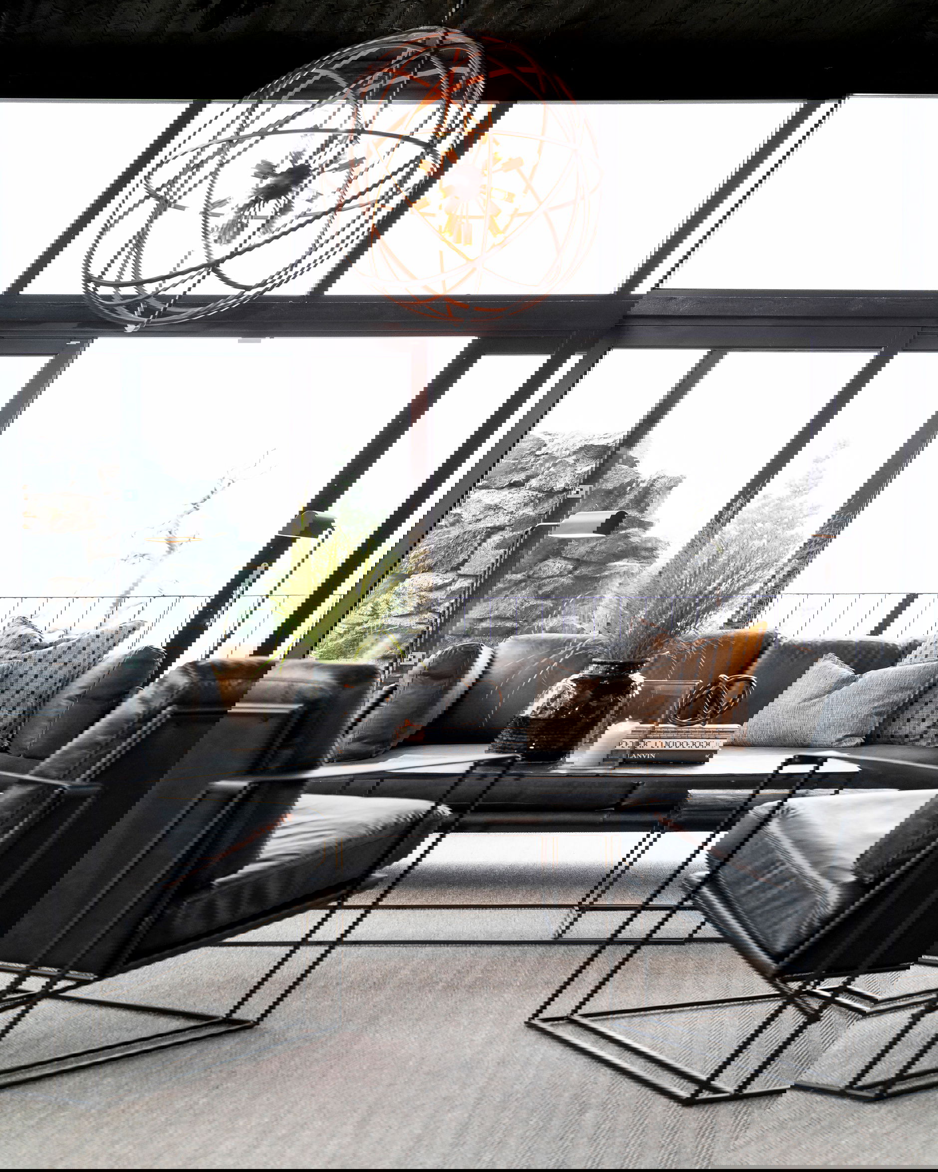 Bellagio skinnfåtölj svart