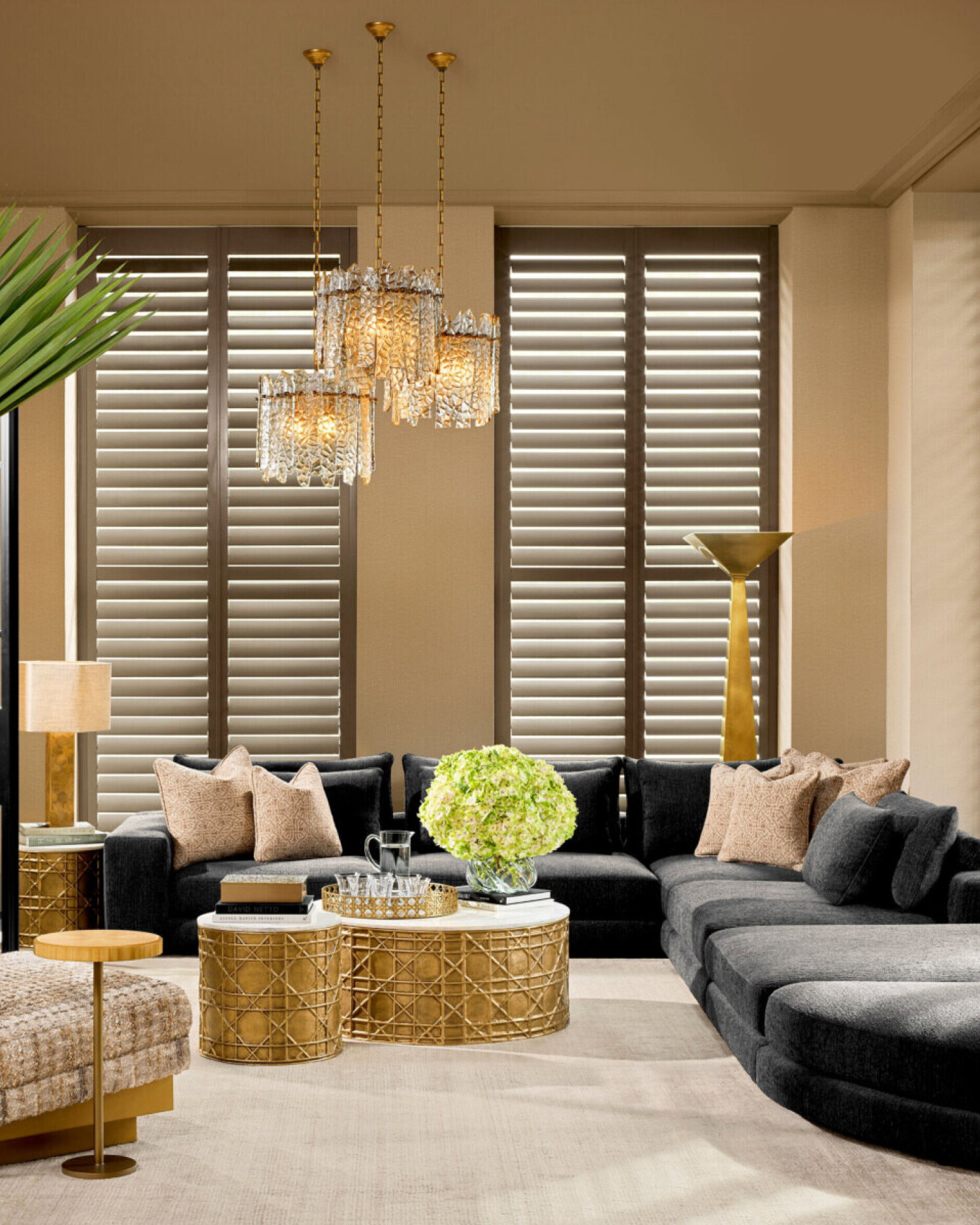 Frieze sierkussen frieze jacquard beige