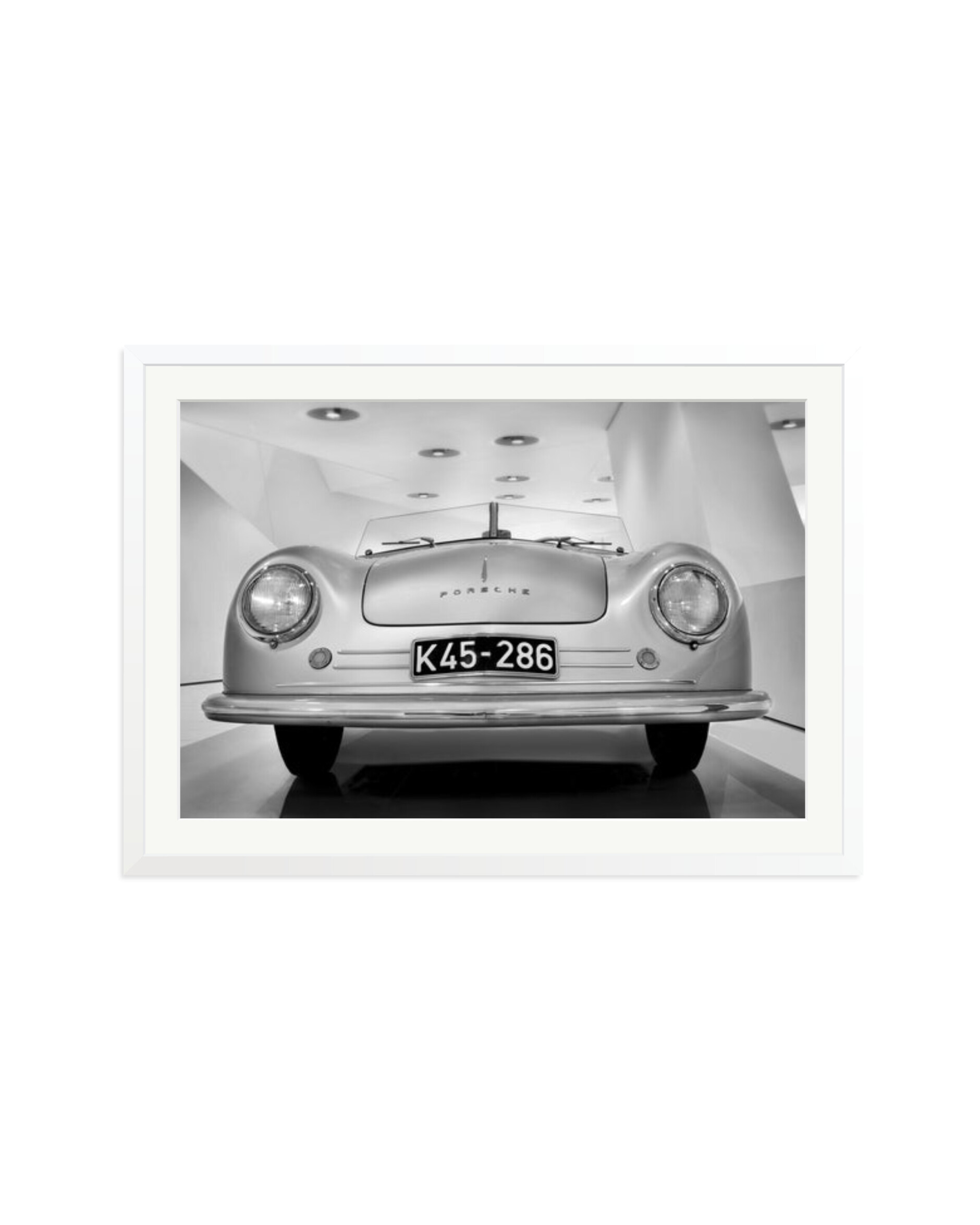The First Porsche White / XXL